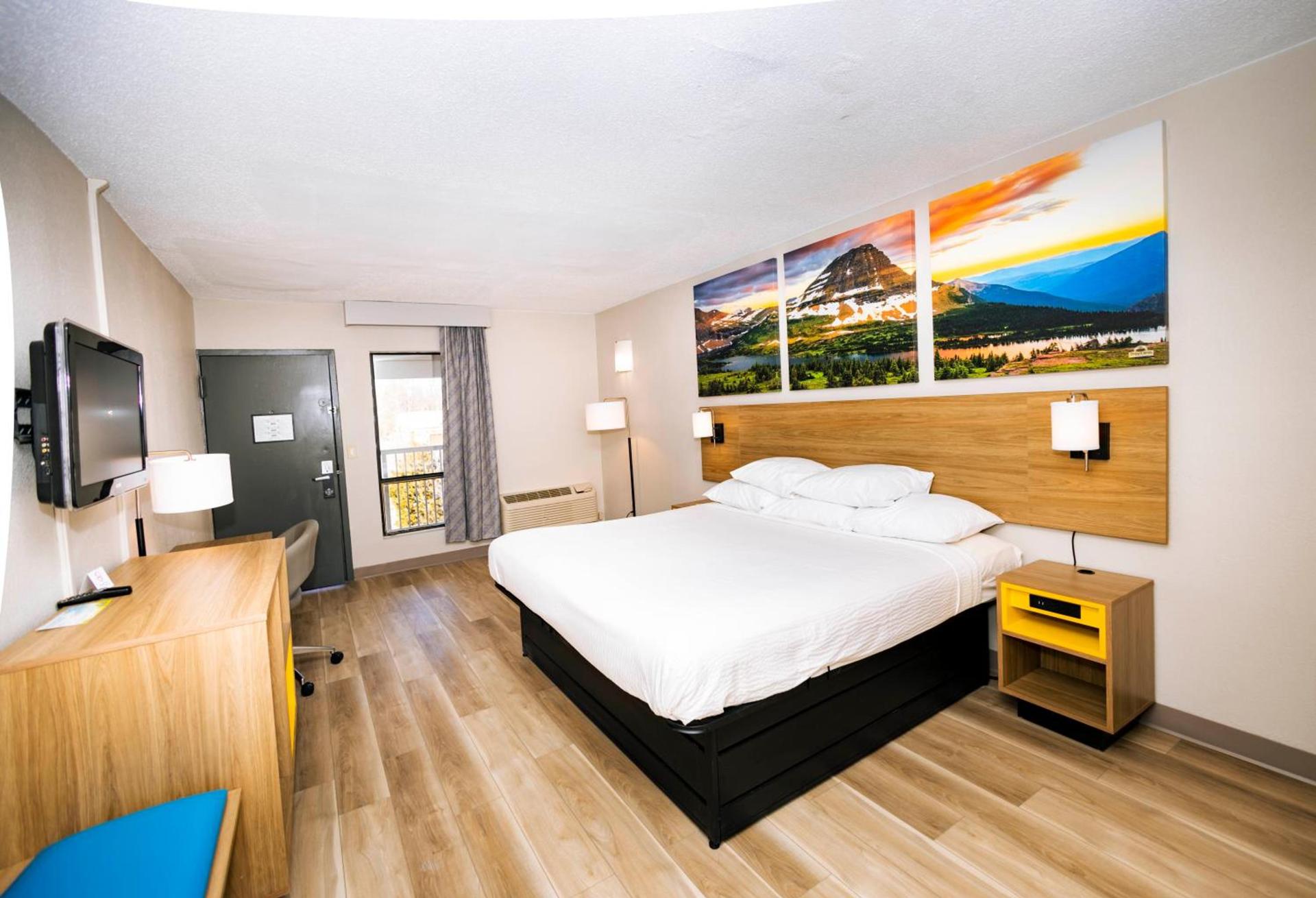 Days Inn by Wyndham Cincinnati East photo 32