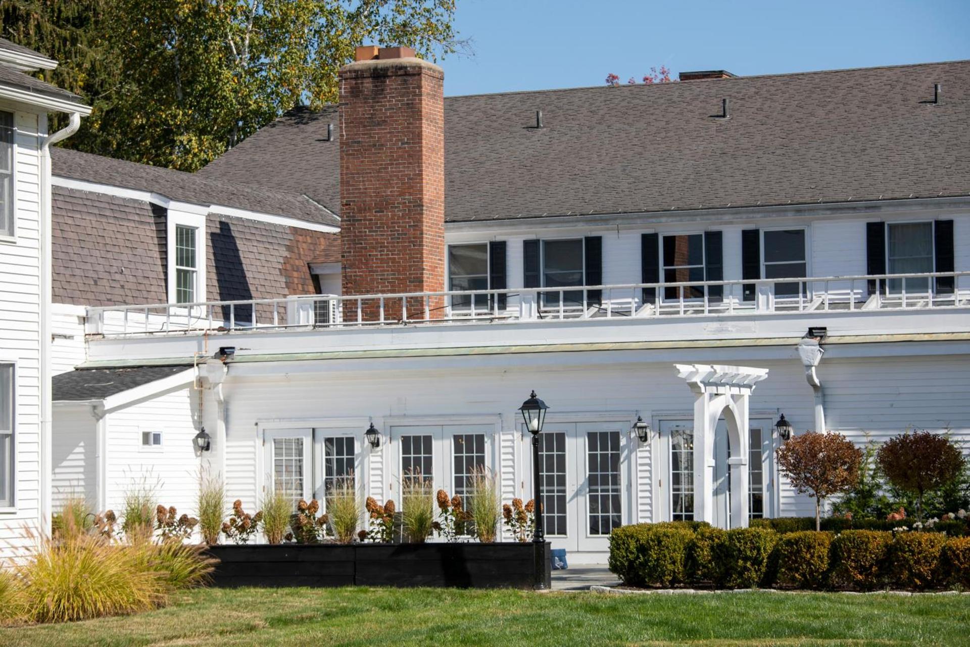 The Litchfield Inn photo 14