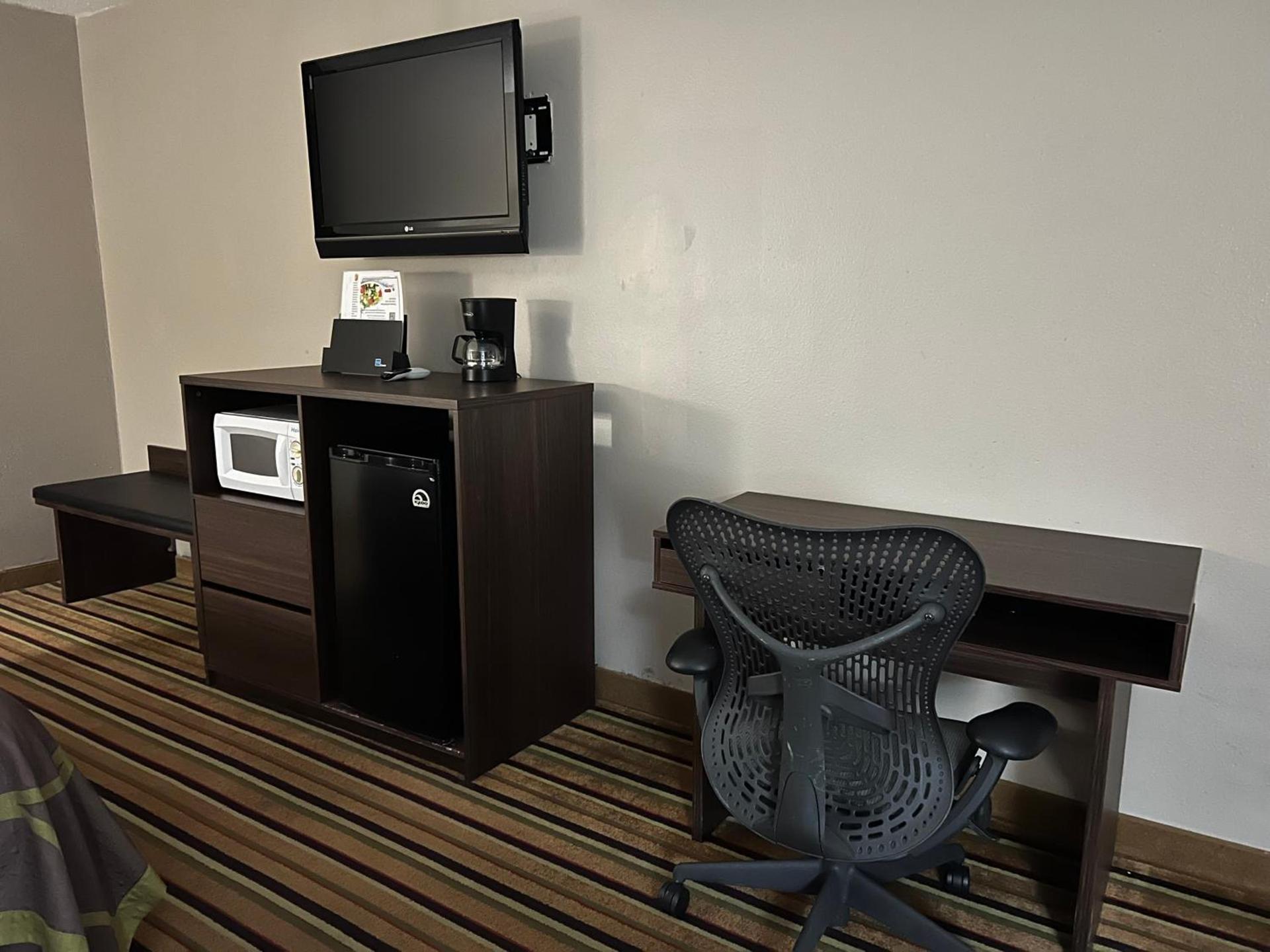 Super 8 by Wyndham Norcross/I-85 Atlanta photo 15