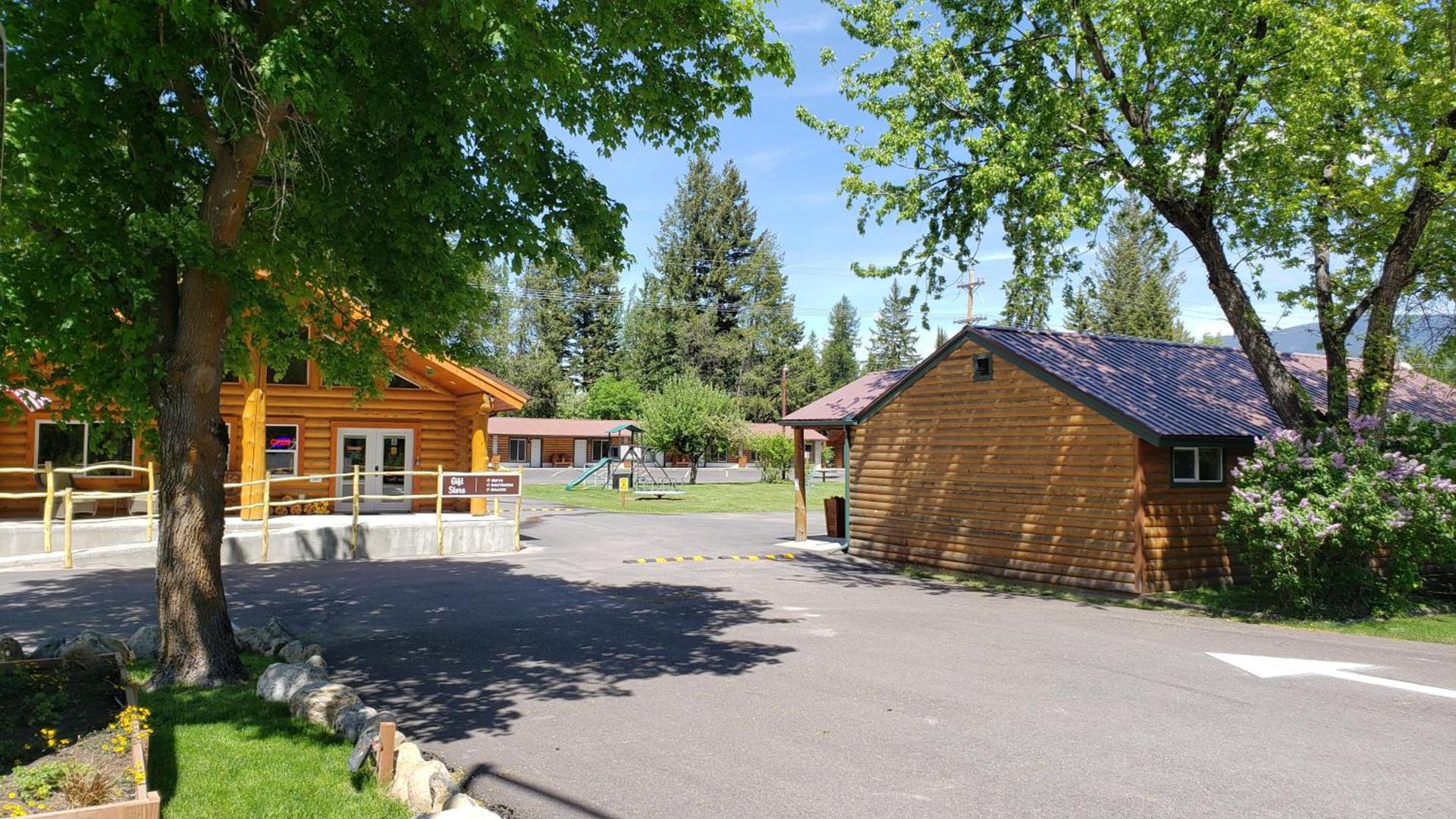 Beargrass Lodging & RV Resort photo 21