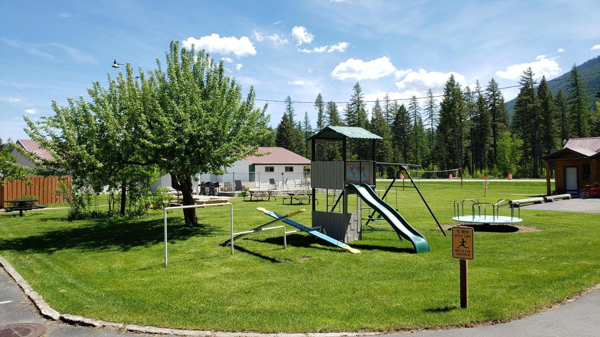 Beargrass Lodging & RV Resort photo 32