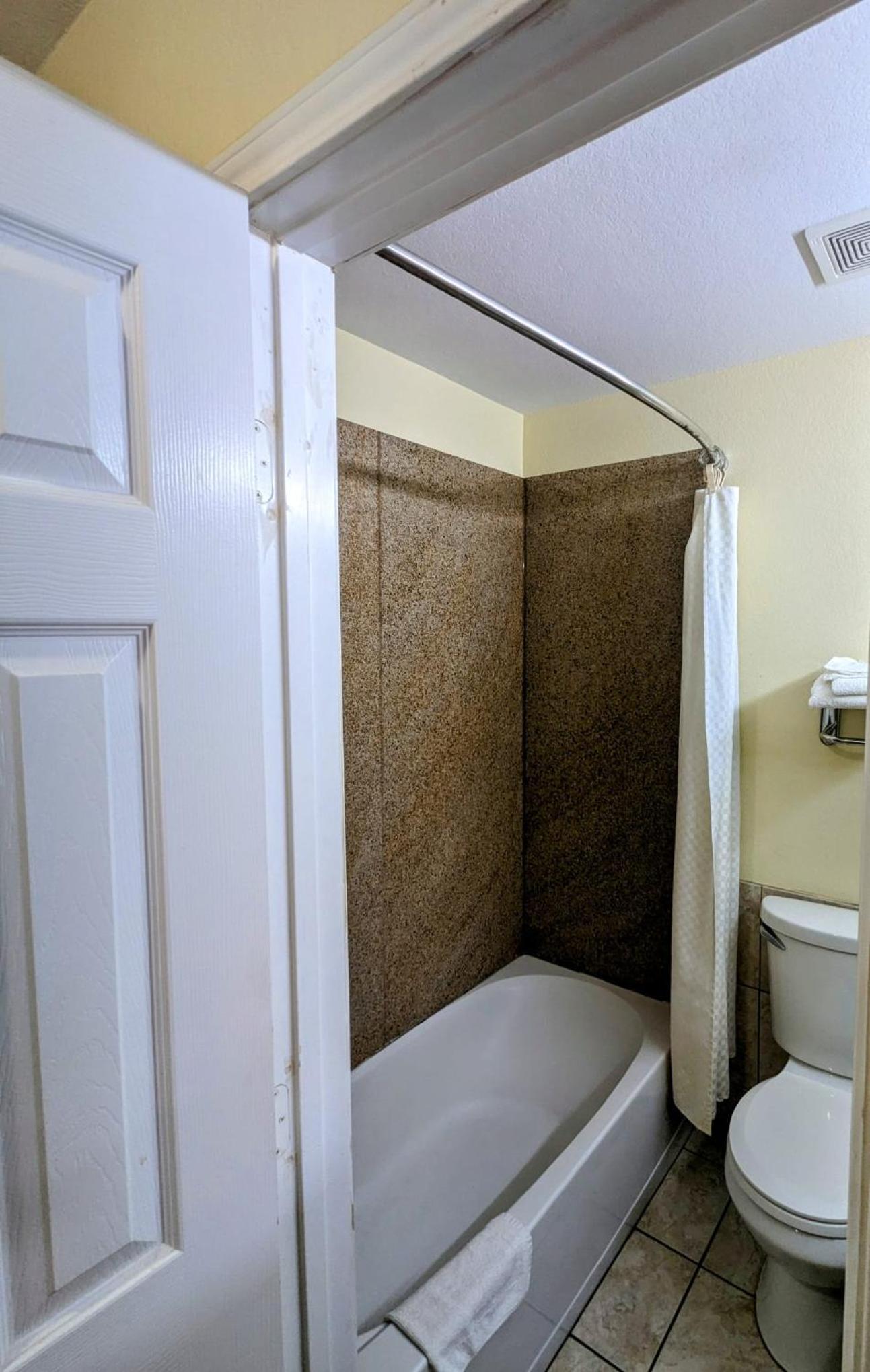 Residents Suites Liberty photo 12