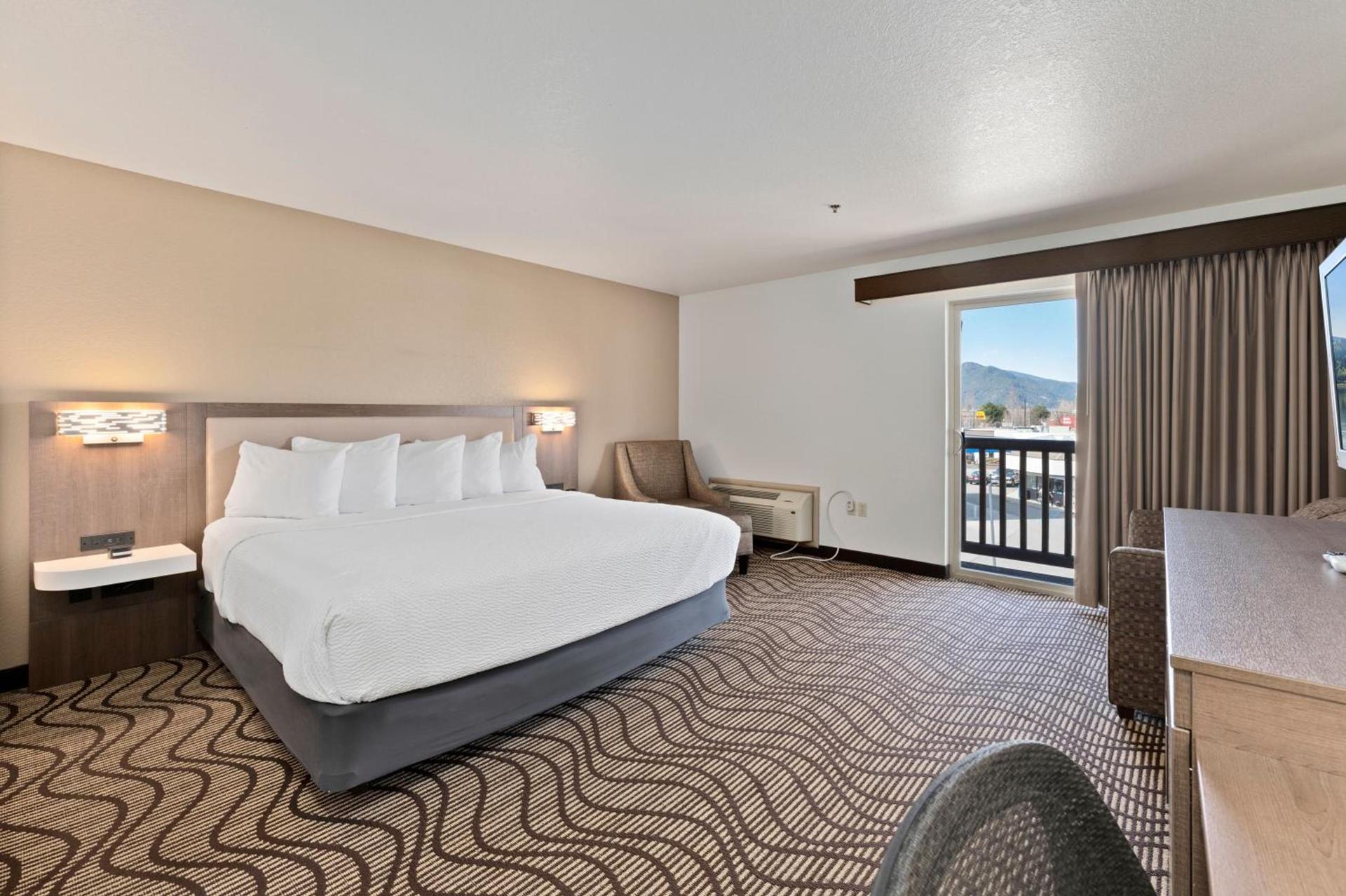 Sandpoint Hotel & Suites Downtown photo 67