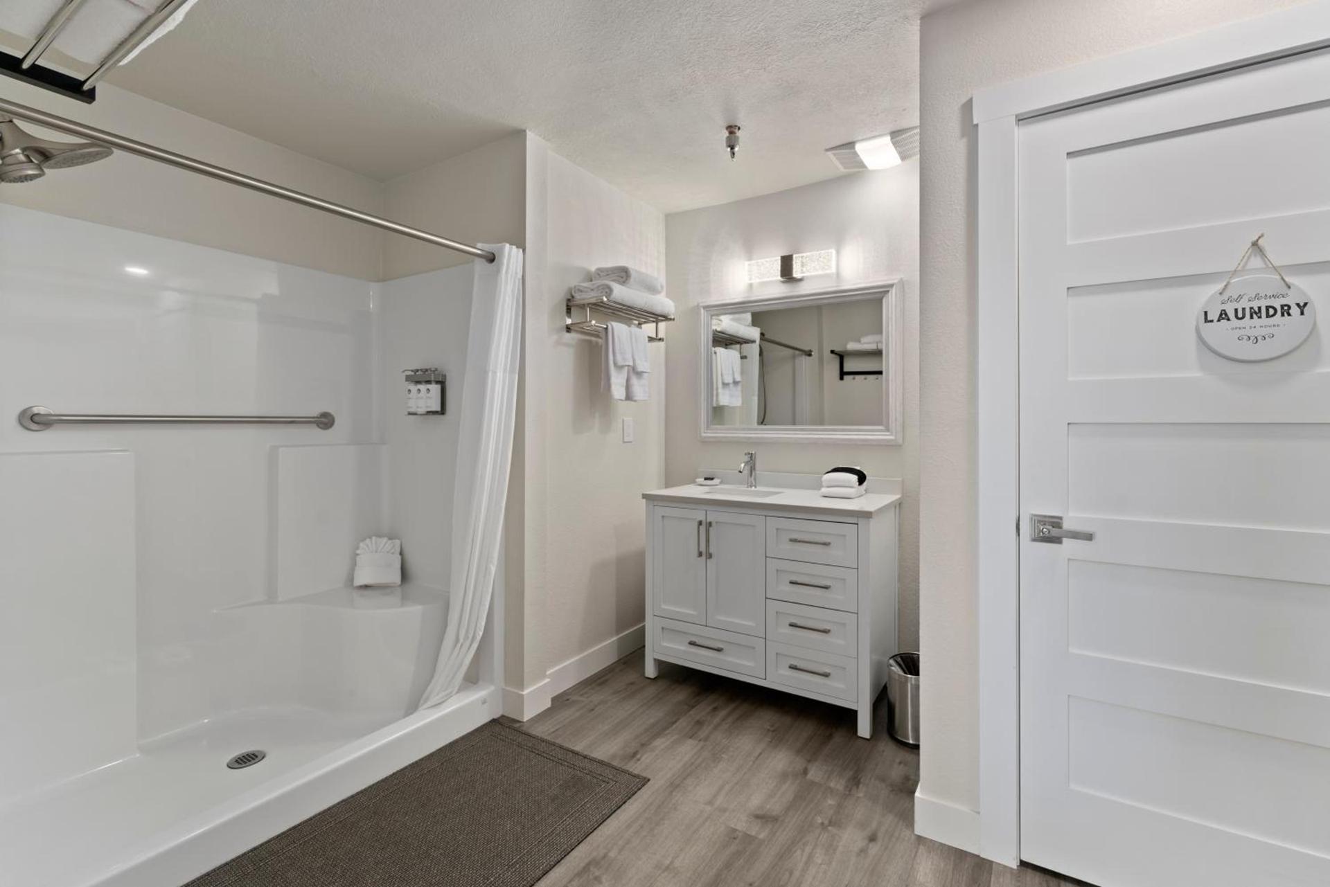 Sandpoint Hotel & Suites Downtown photo 31