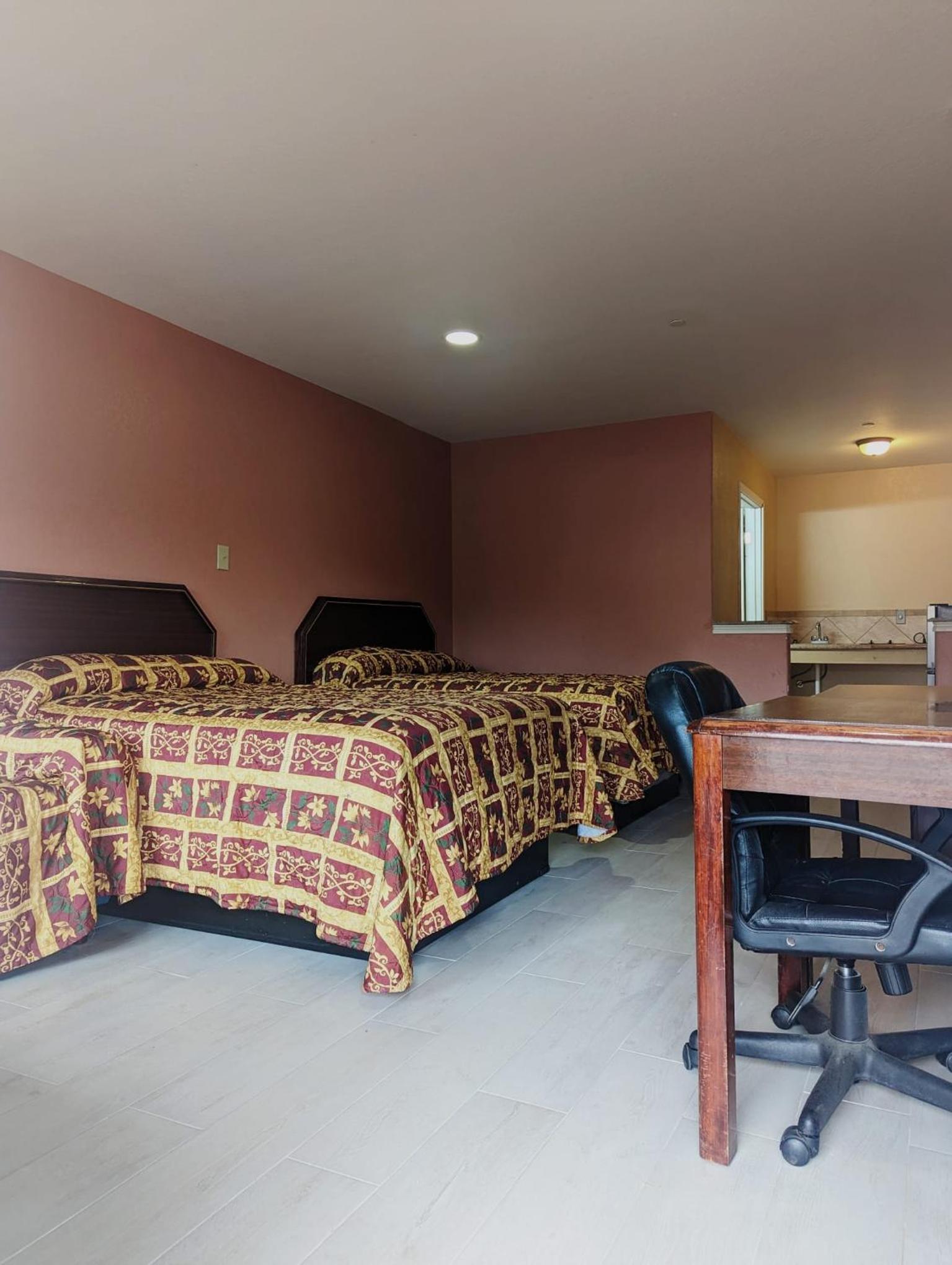 Residents Suites Liberty photo 19