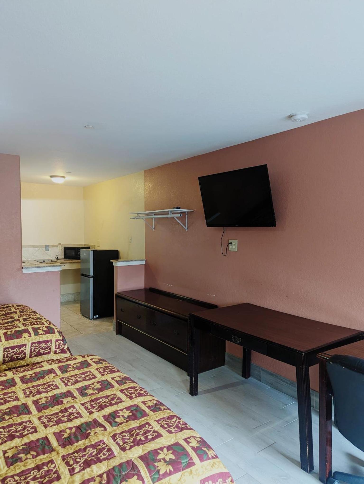 Residents Suites Liberty photo 21