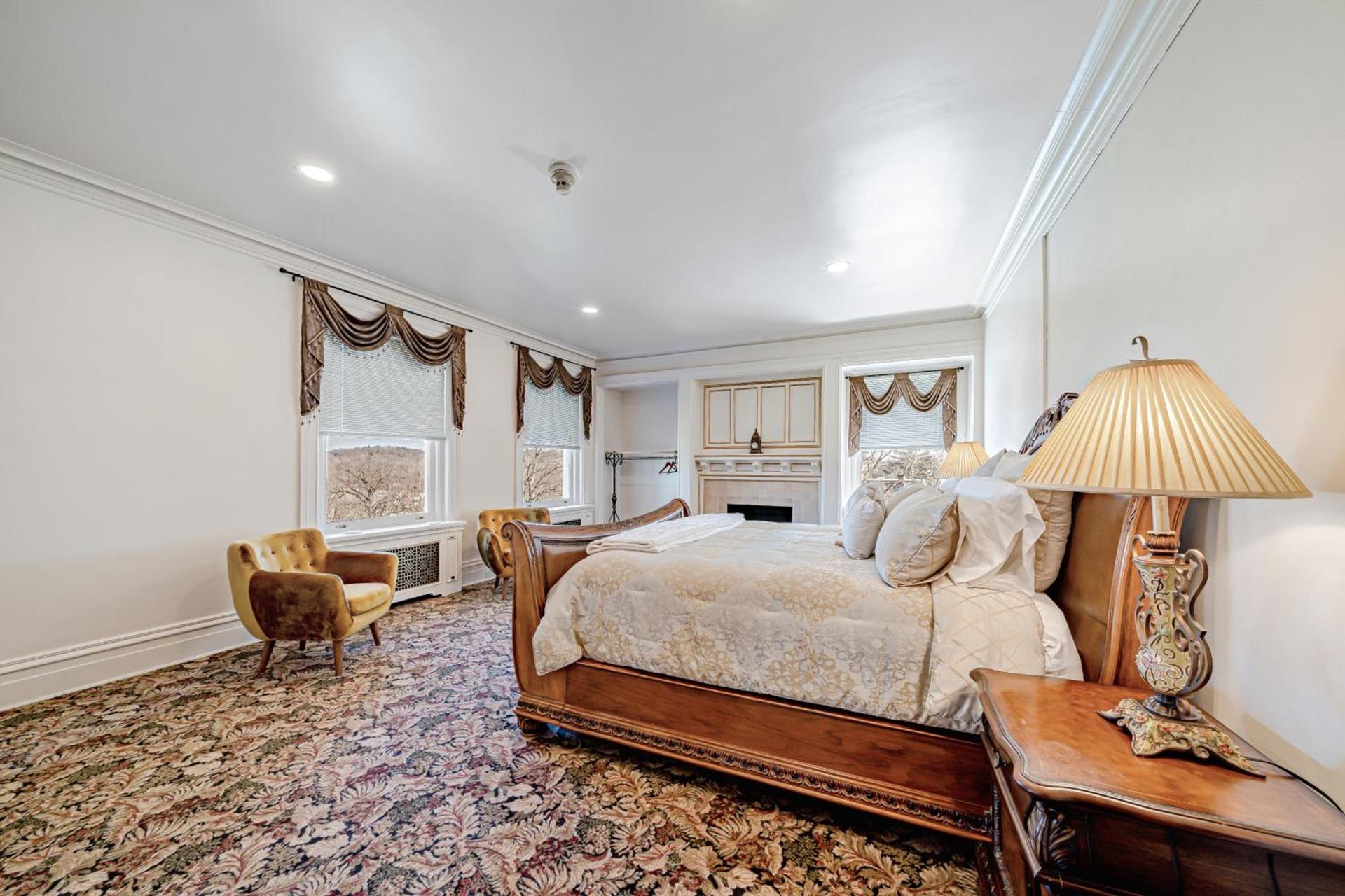 The Grandeur Estate photo 32