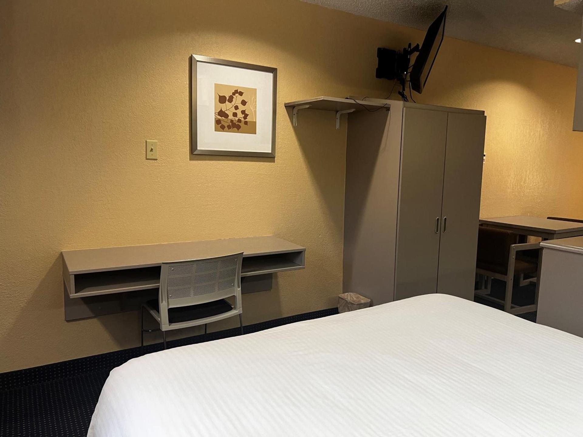 Microtel Inn & Suites by Wyndham Houston/Webster/Nasa/Clearlake photo 28