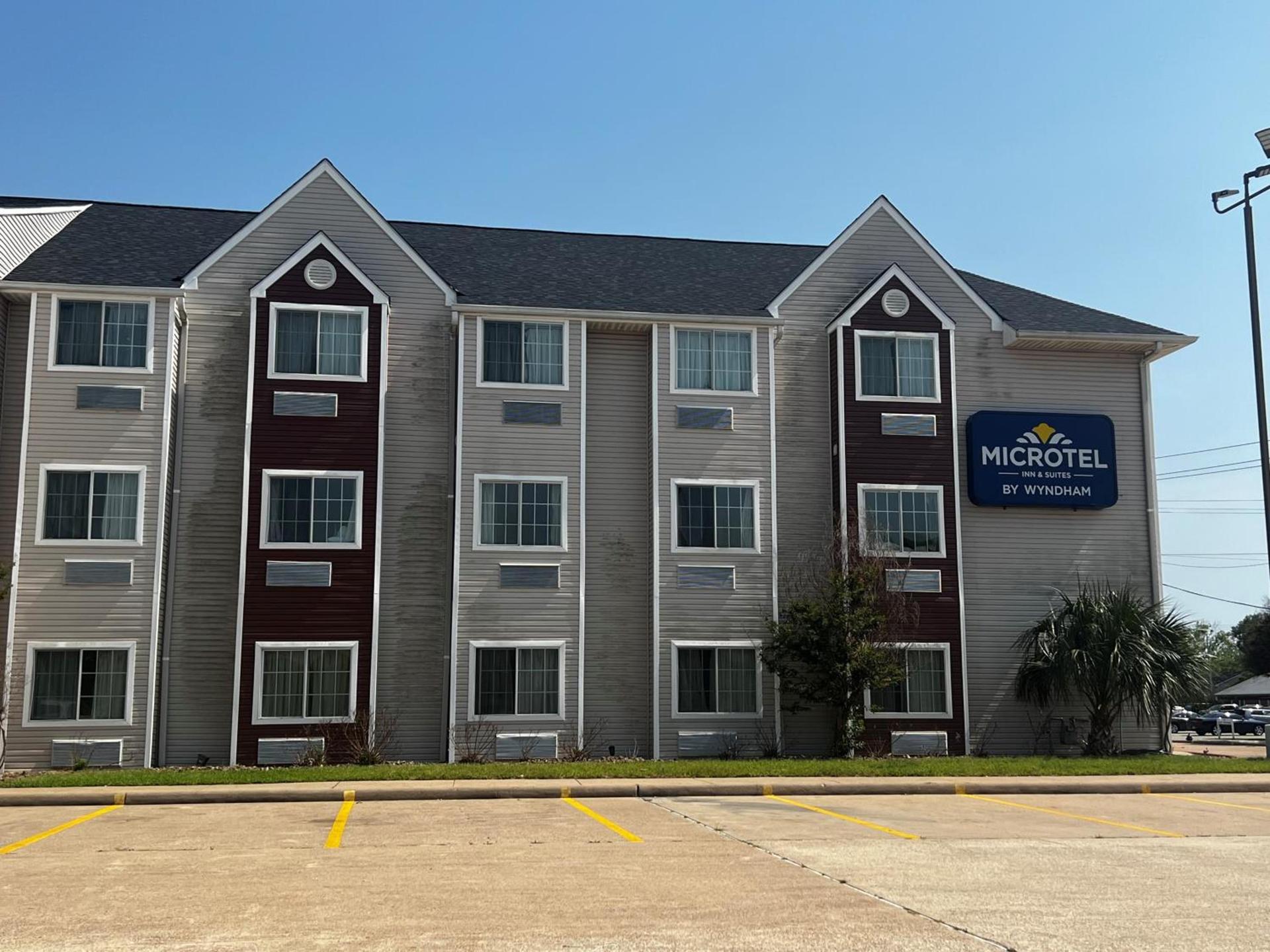 Microtel Inn & Suites by Wyndham Houston/Webster/Nasa/Clearlake photo 35