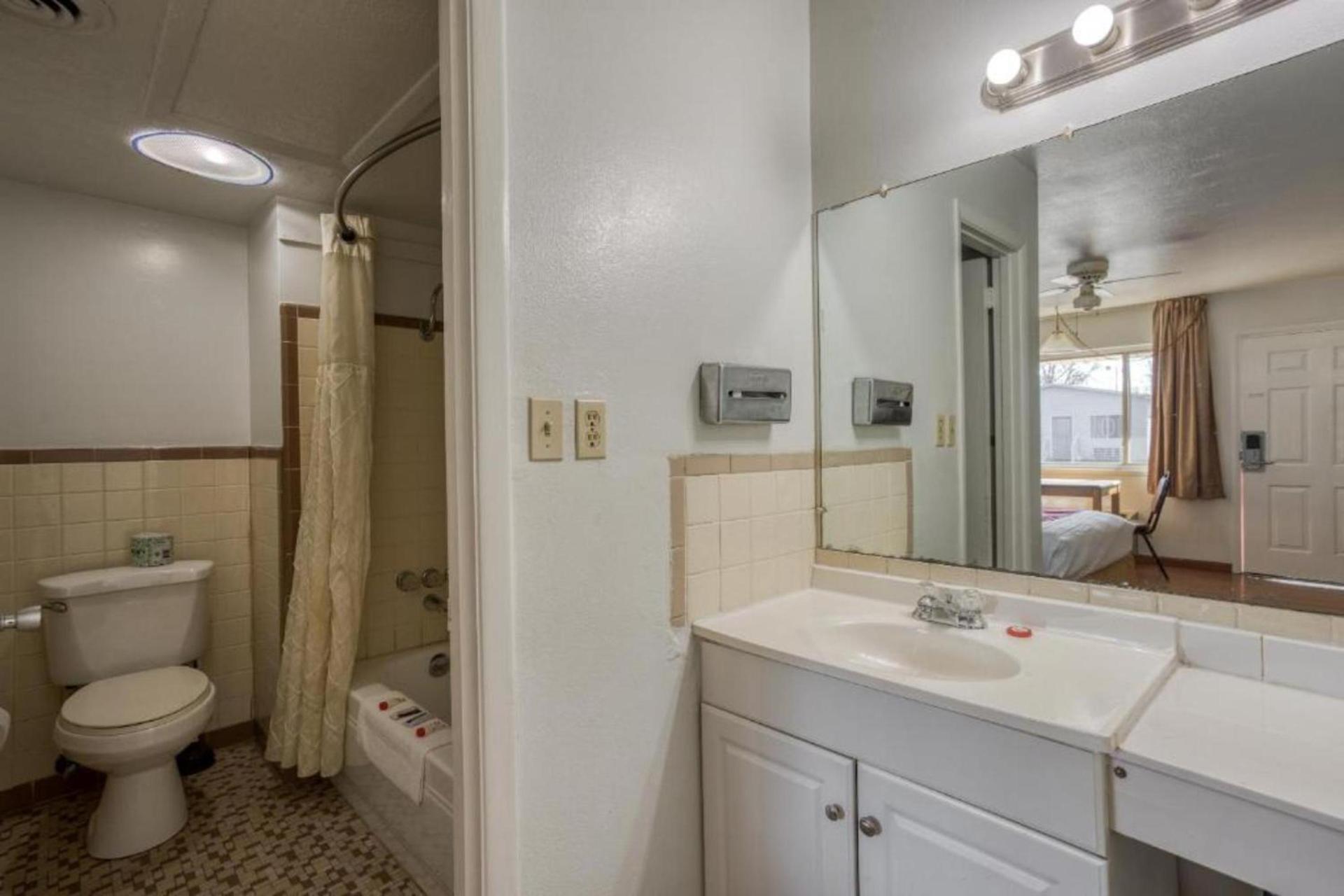 OYO Hotel Heber Springs Lakeside photo 28