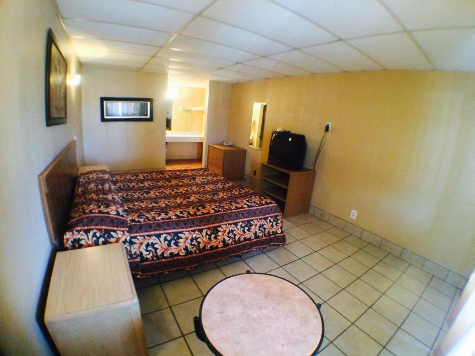 Austin Motor Inn photo 50