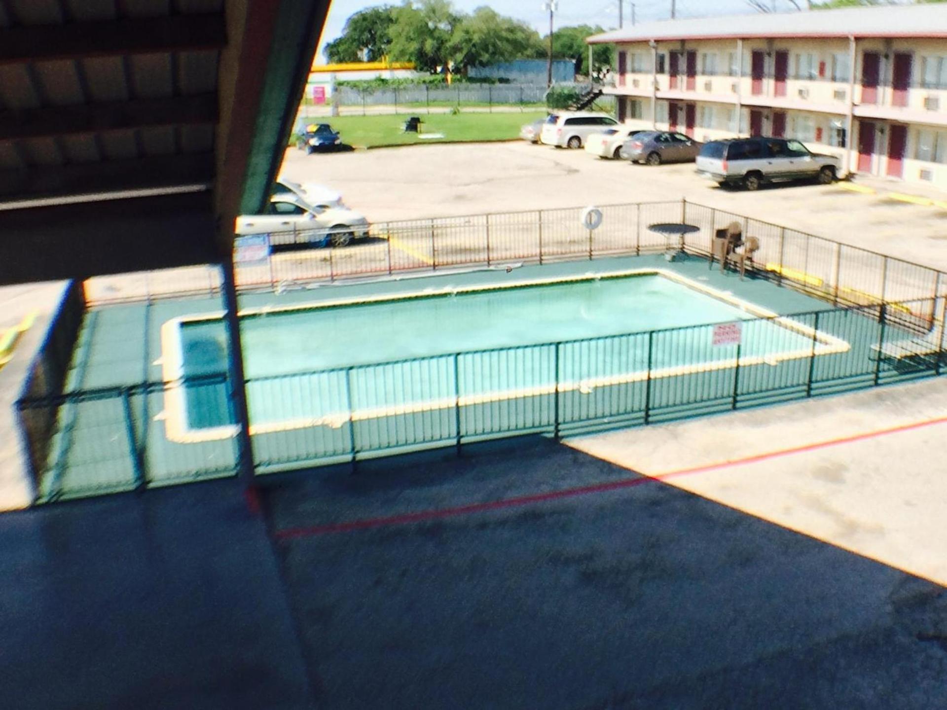 Austin Motor Inn photo 4