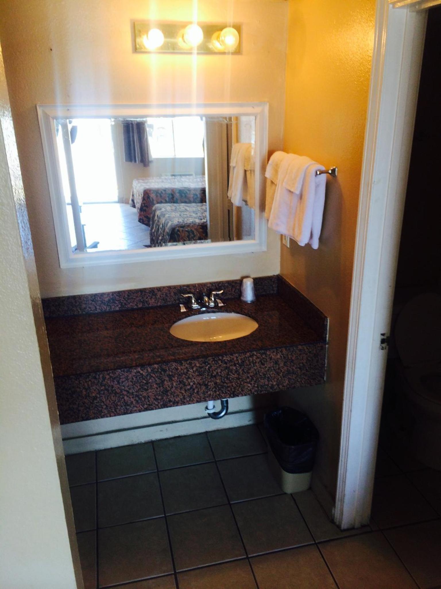 Austin Motor Inn photo 10