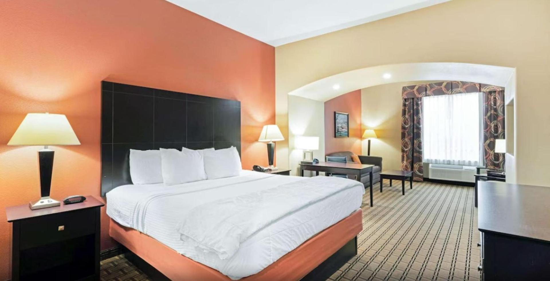 La Quinta by Wyndham McAlester photo 35