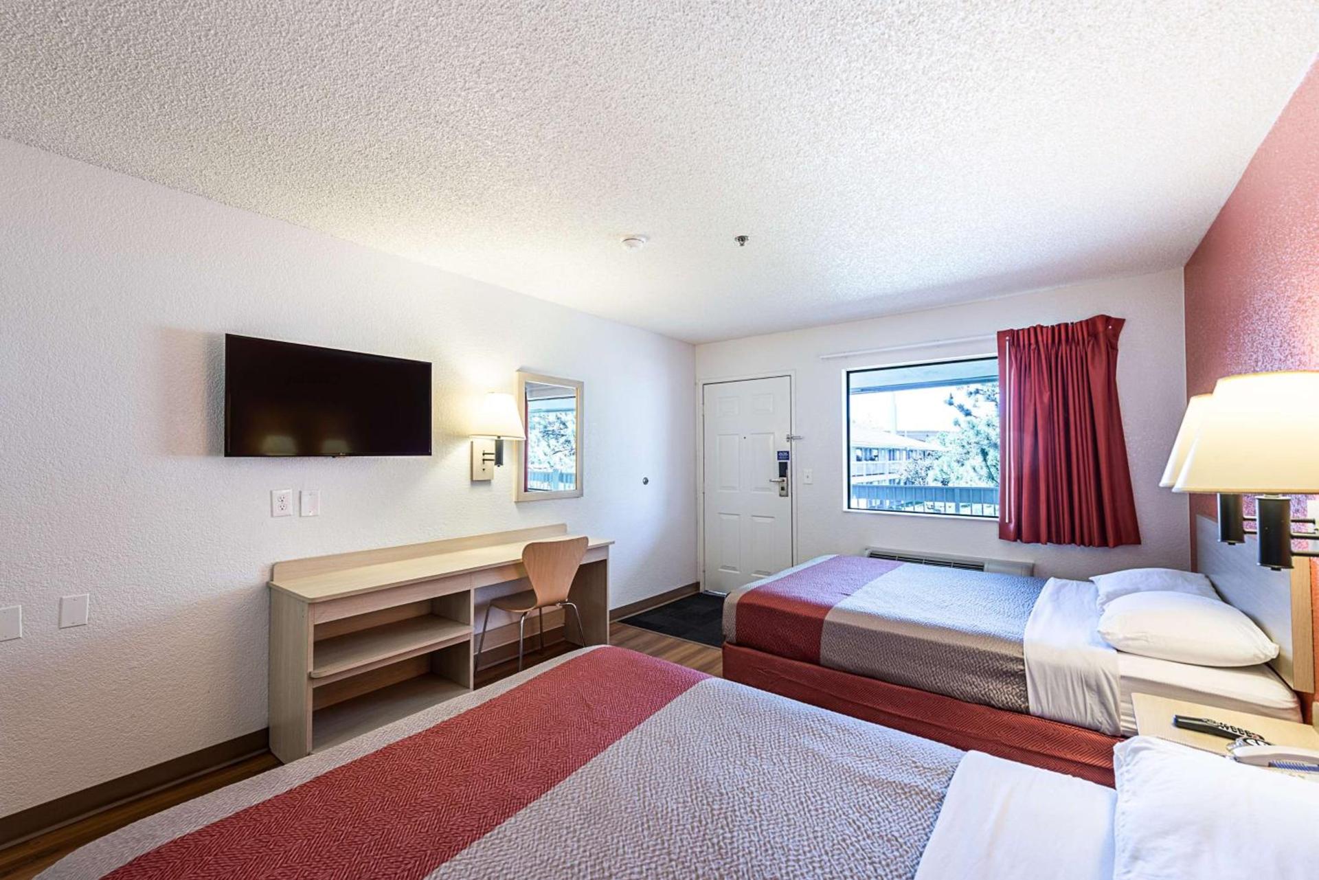 Motel 6-Sparks, NV - Airport - Sparks photo 18