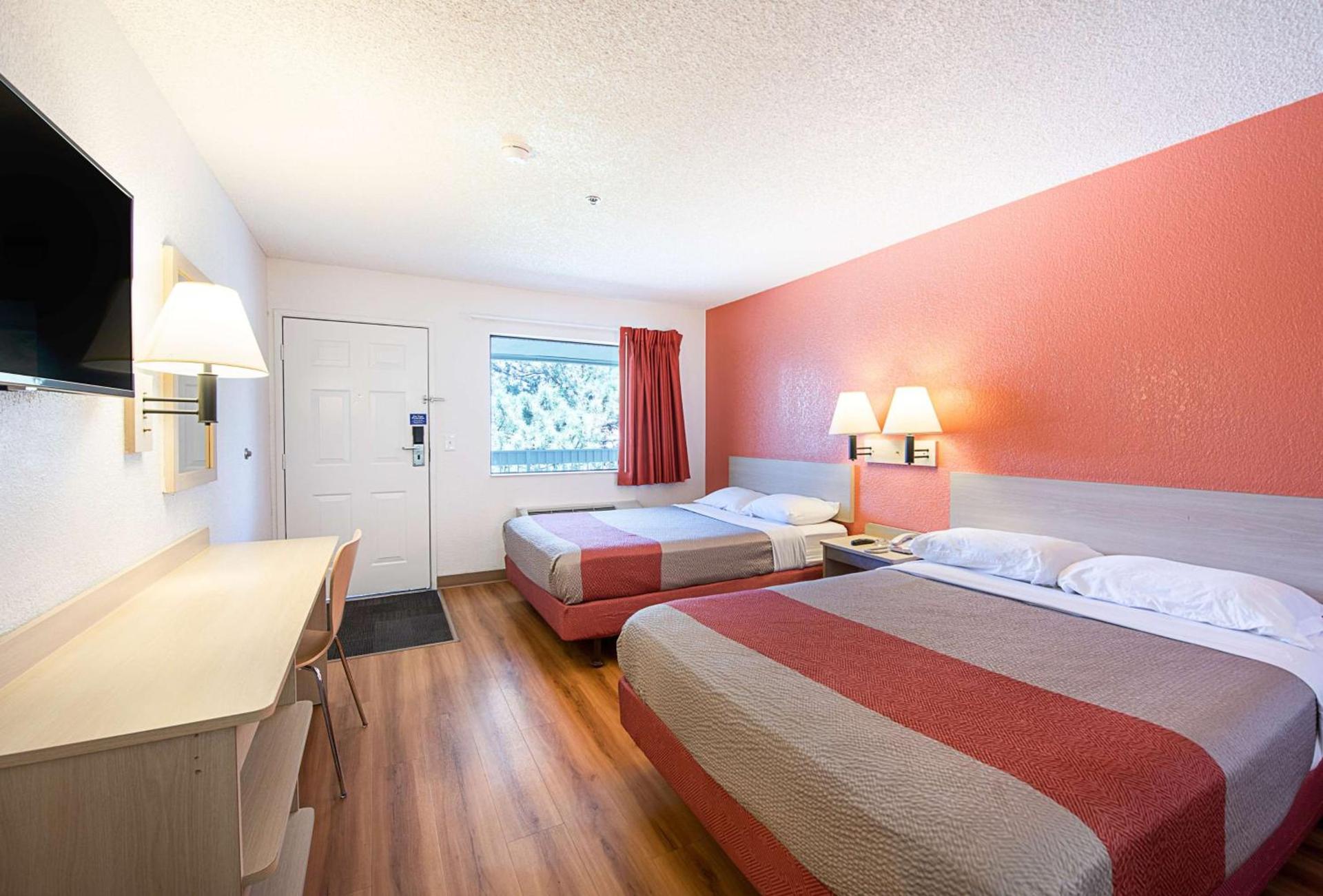 Motel 6-Sparks, NV - Airport - Sparks photo 17