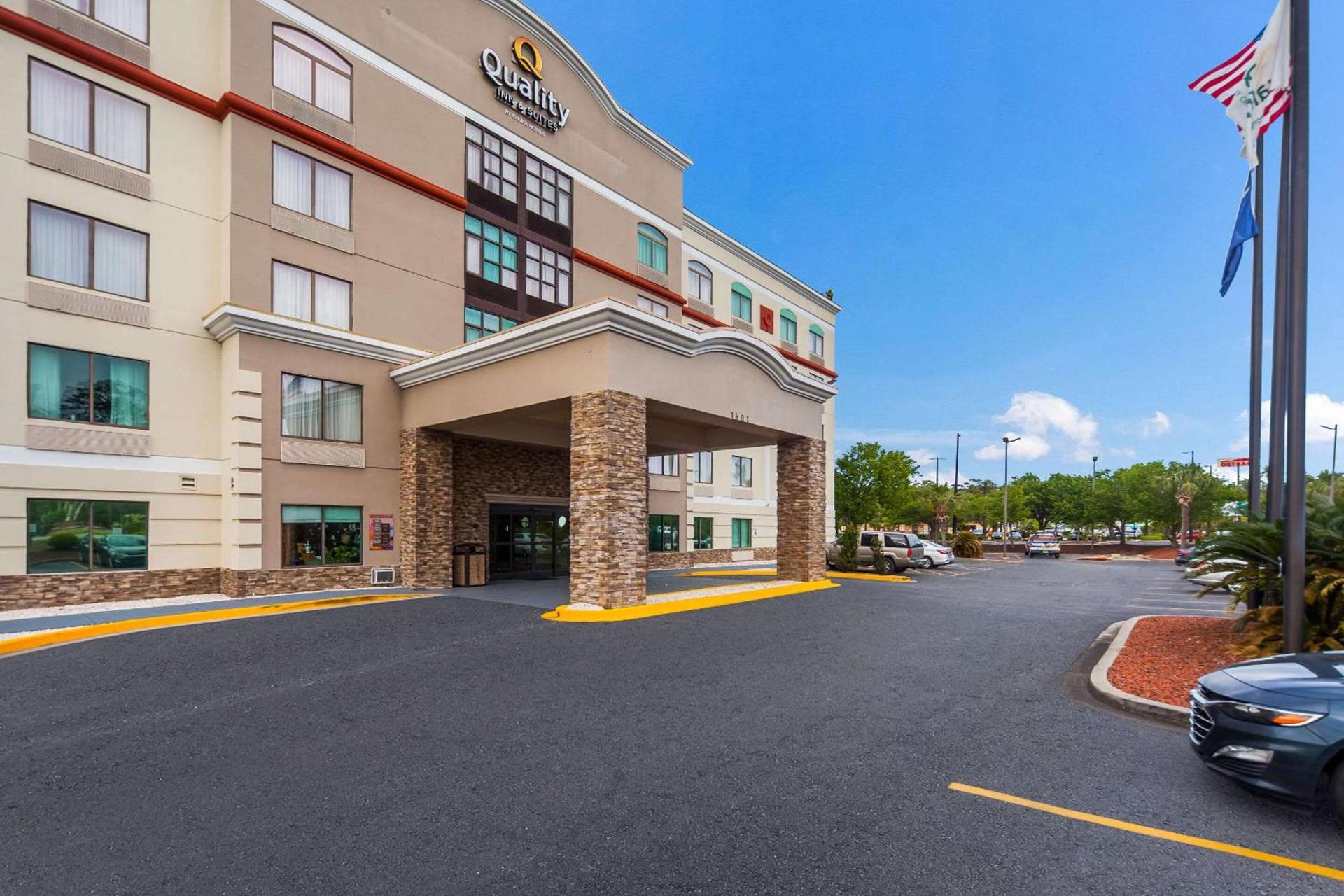 Quality Inn & Suites North Myrtle Beach photo 3