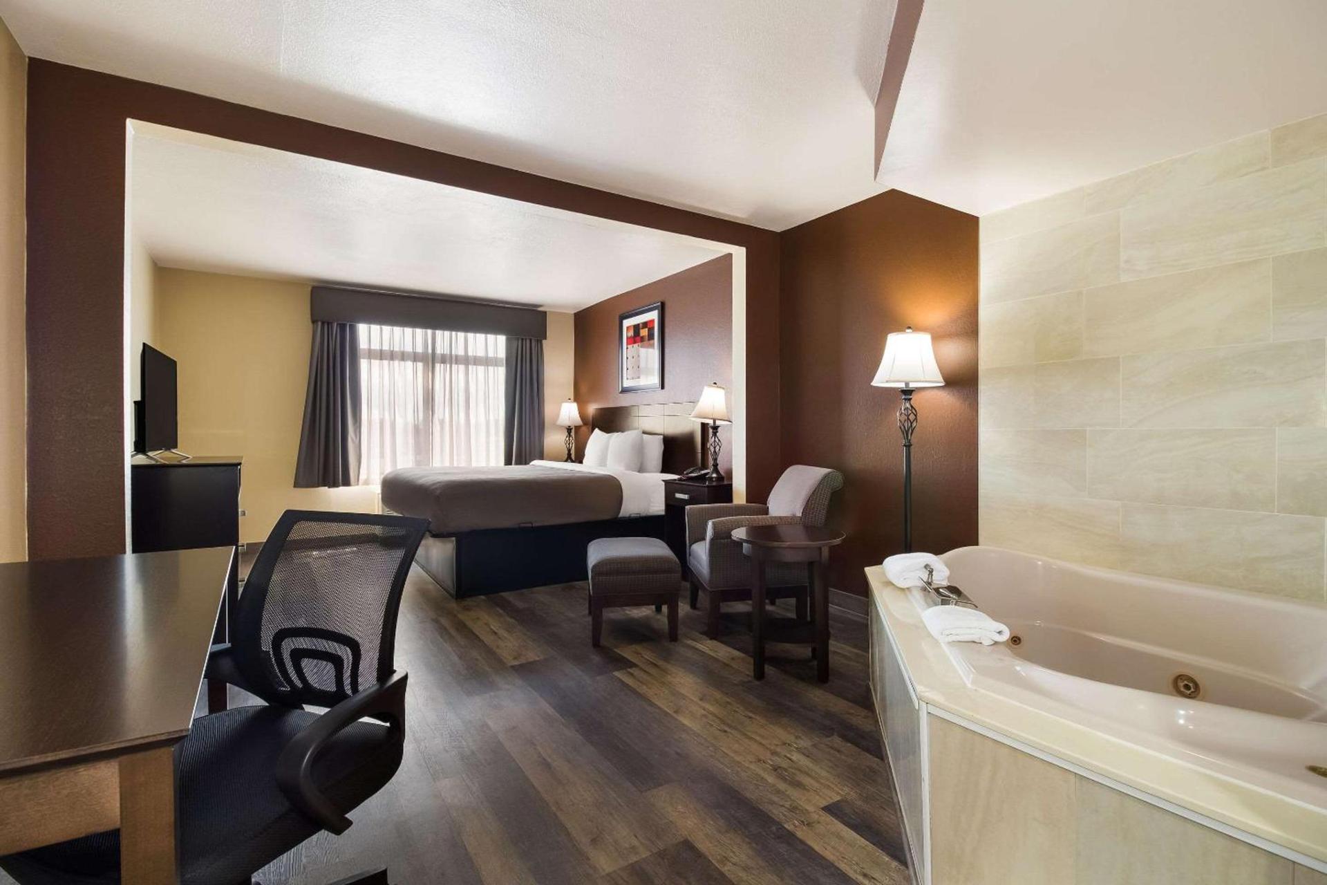 Quality Inn & Suites North Myrtle Beach photo 8