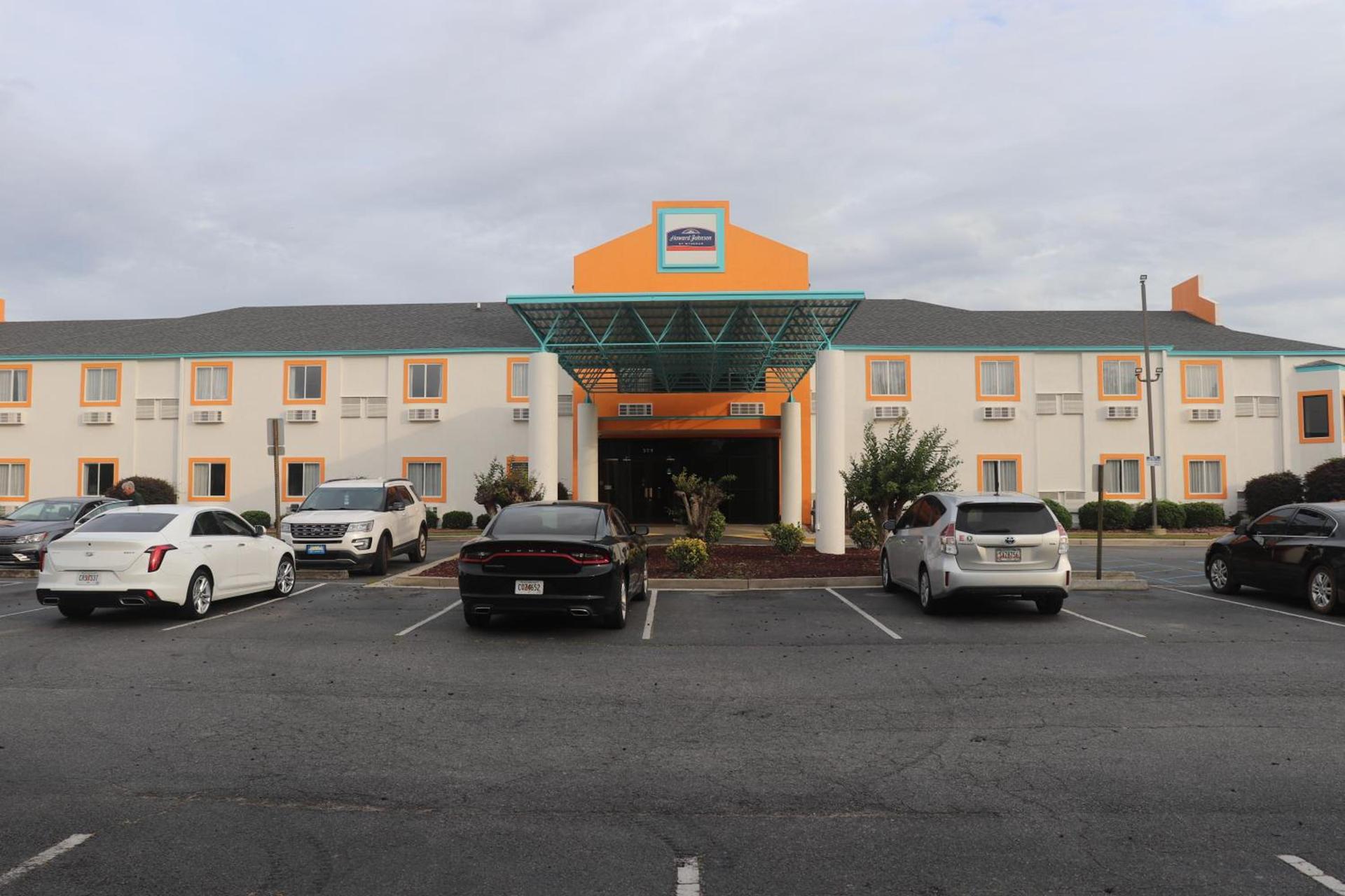 Howard Johnson by Wyndham Tifton GA I-75 photo 12
