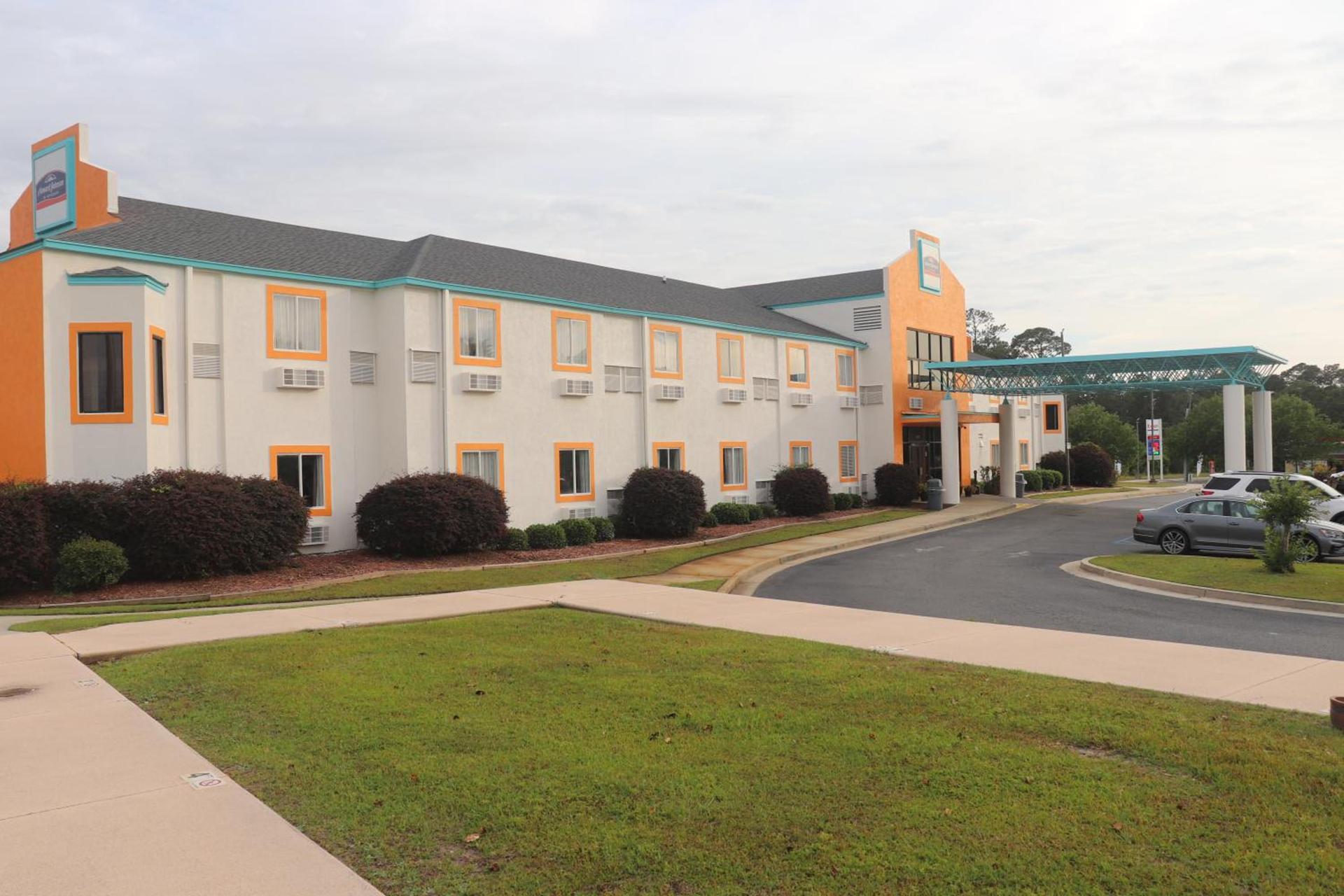 Howard Johnson by Wyndham Tifton GA I-75 photo 18