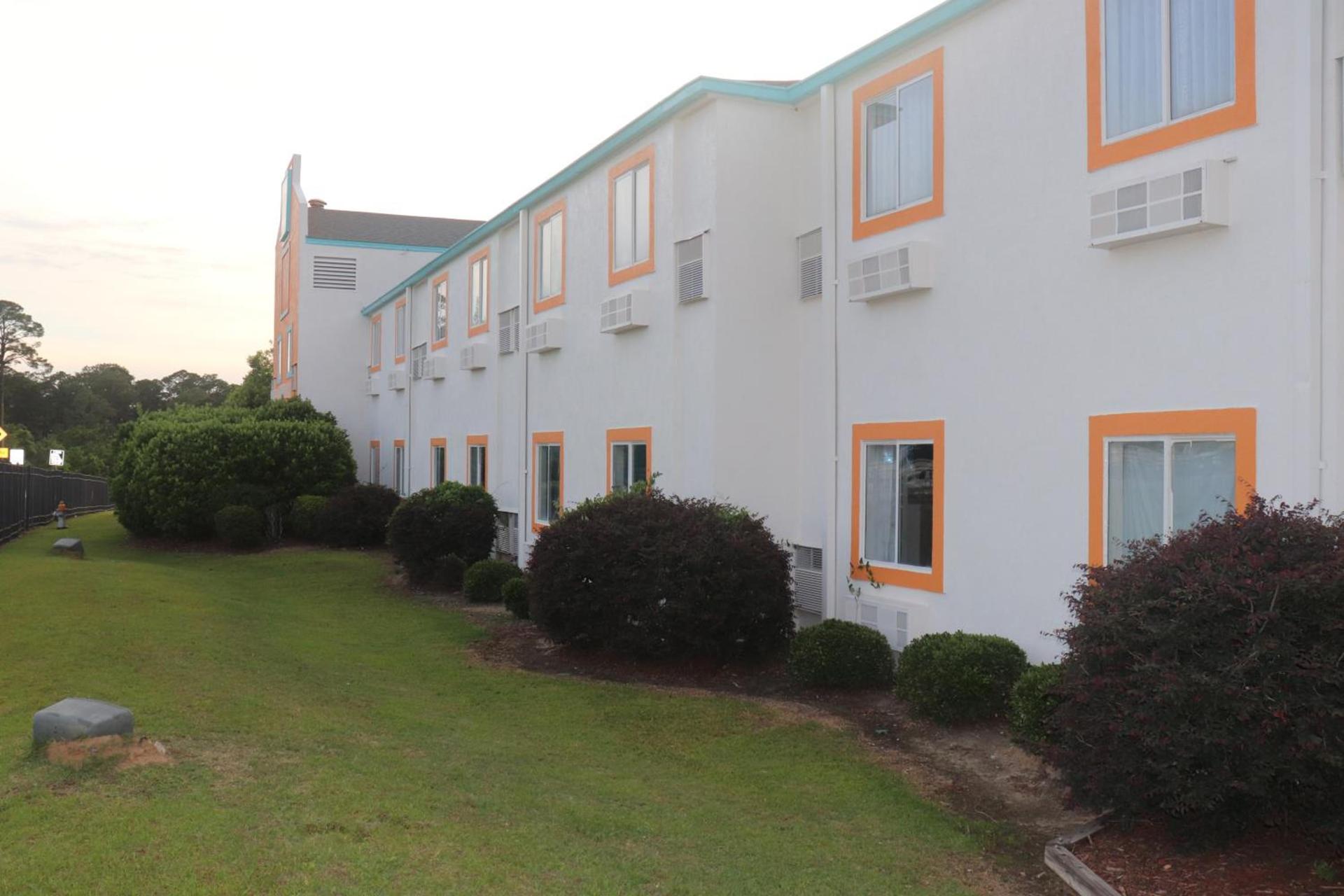 Howard Johnson by Wyndham Tifton GA I-75 photo 27