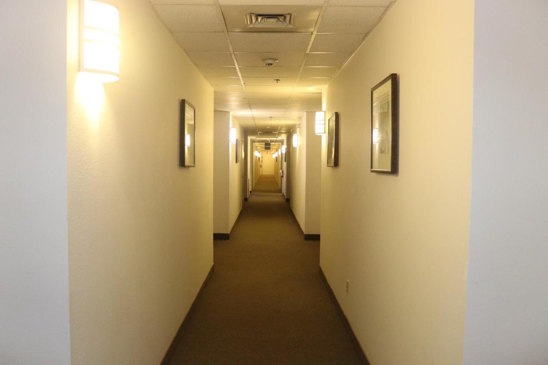 Howard Johnson by Wyndham Tifton GA I-75 photo 41