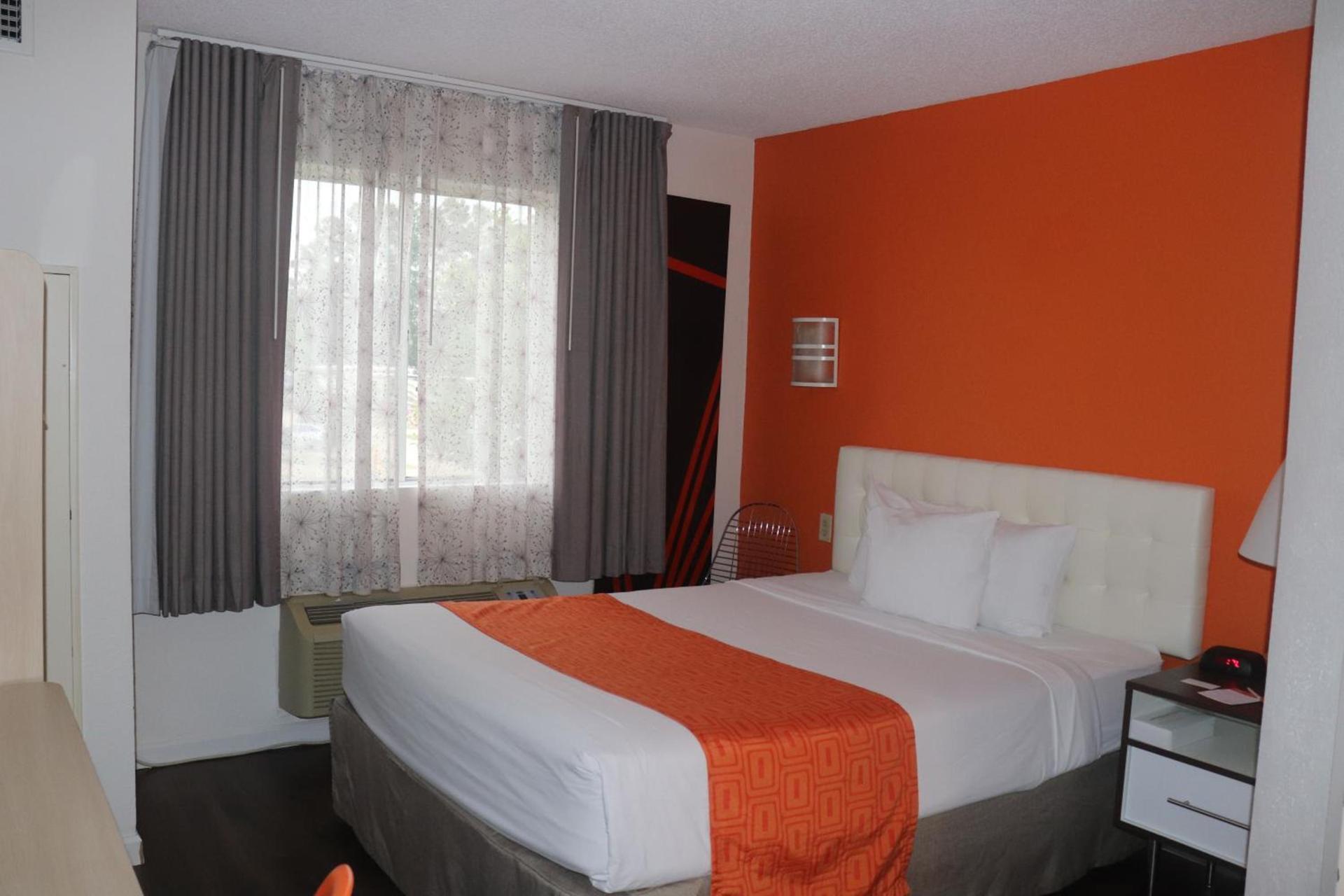 Howard Johnson by Wyndham Tifton GA I-75 photo 31