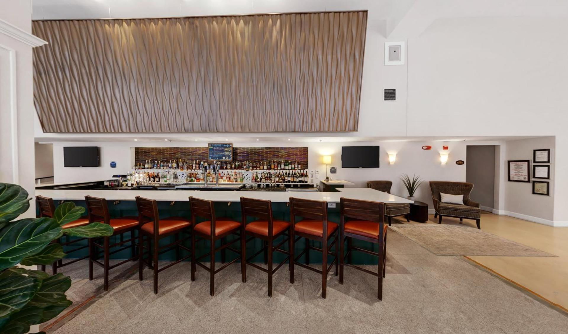 Magnolia Hotel Omaha photo 85