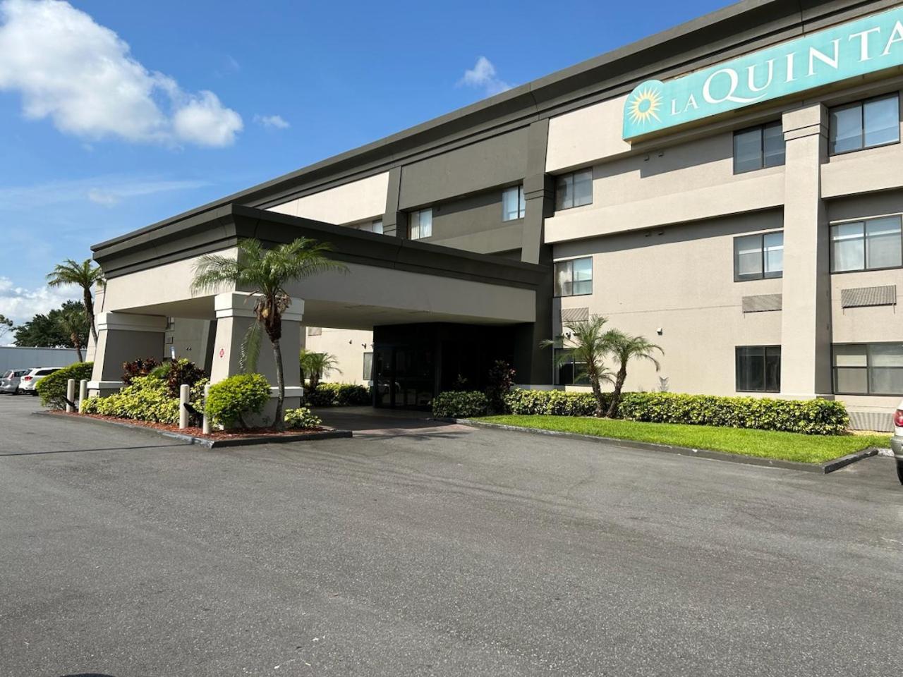 Baymont by Wyndham Orlando South photo 37