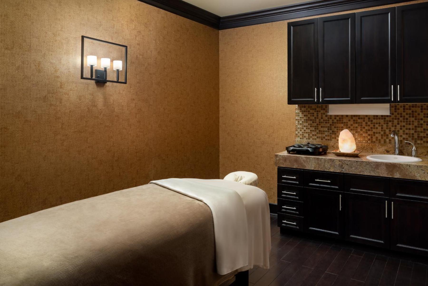 Elevation Hotel & Spa photo 89
