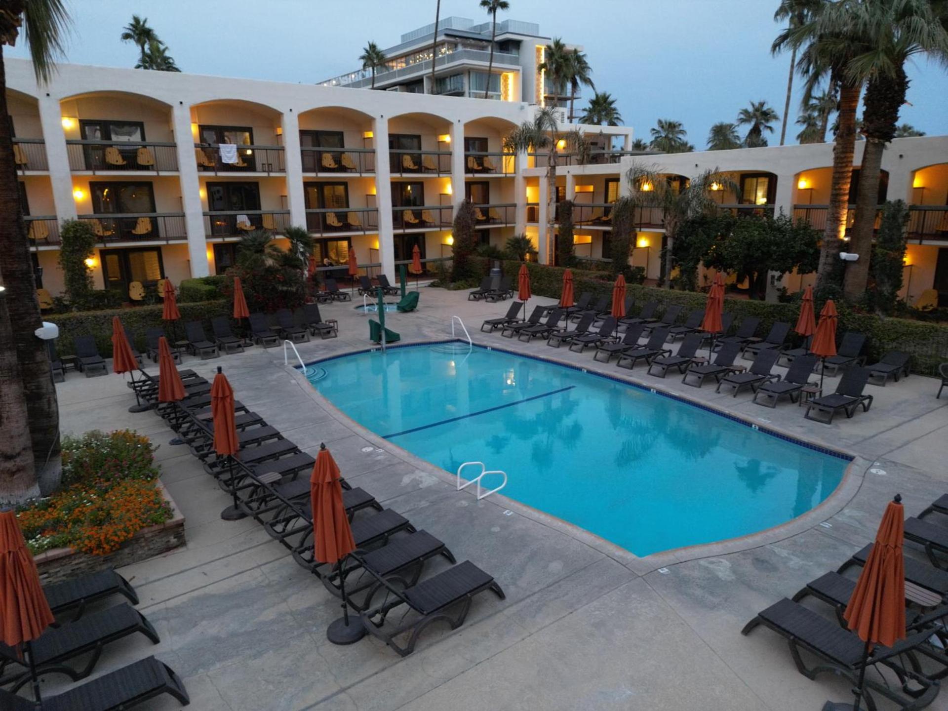 Palm Mountain Resort & Spa photo 8