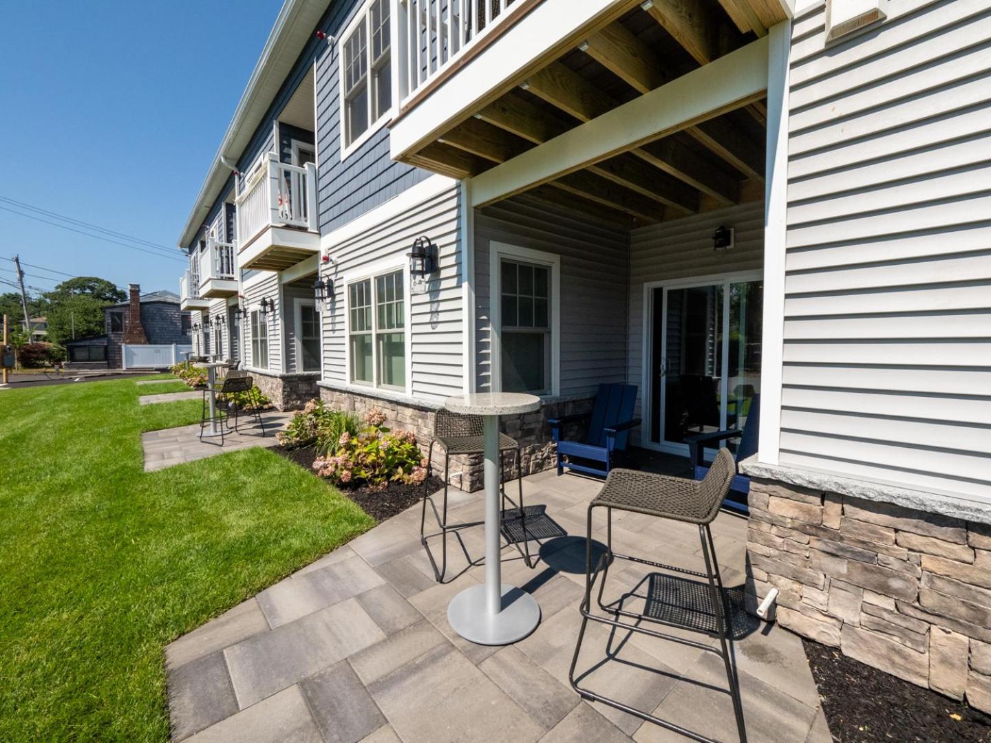 Long Beach Suites — hotel in Gloucester