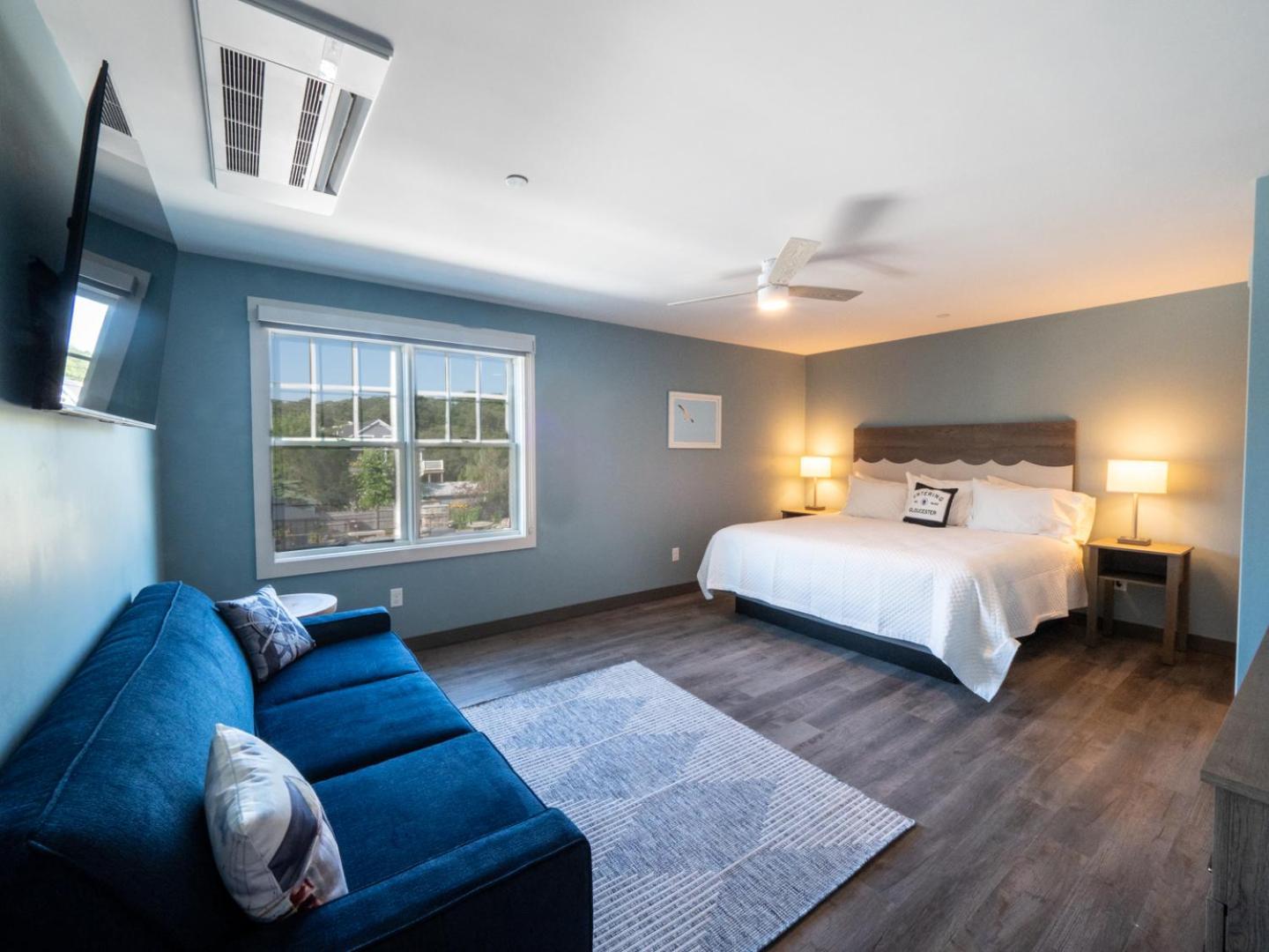 Long Beach Suites photo 10