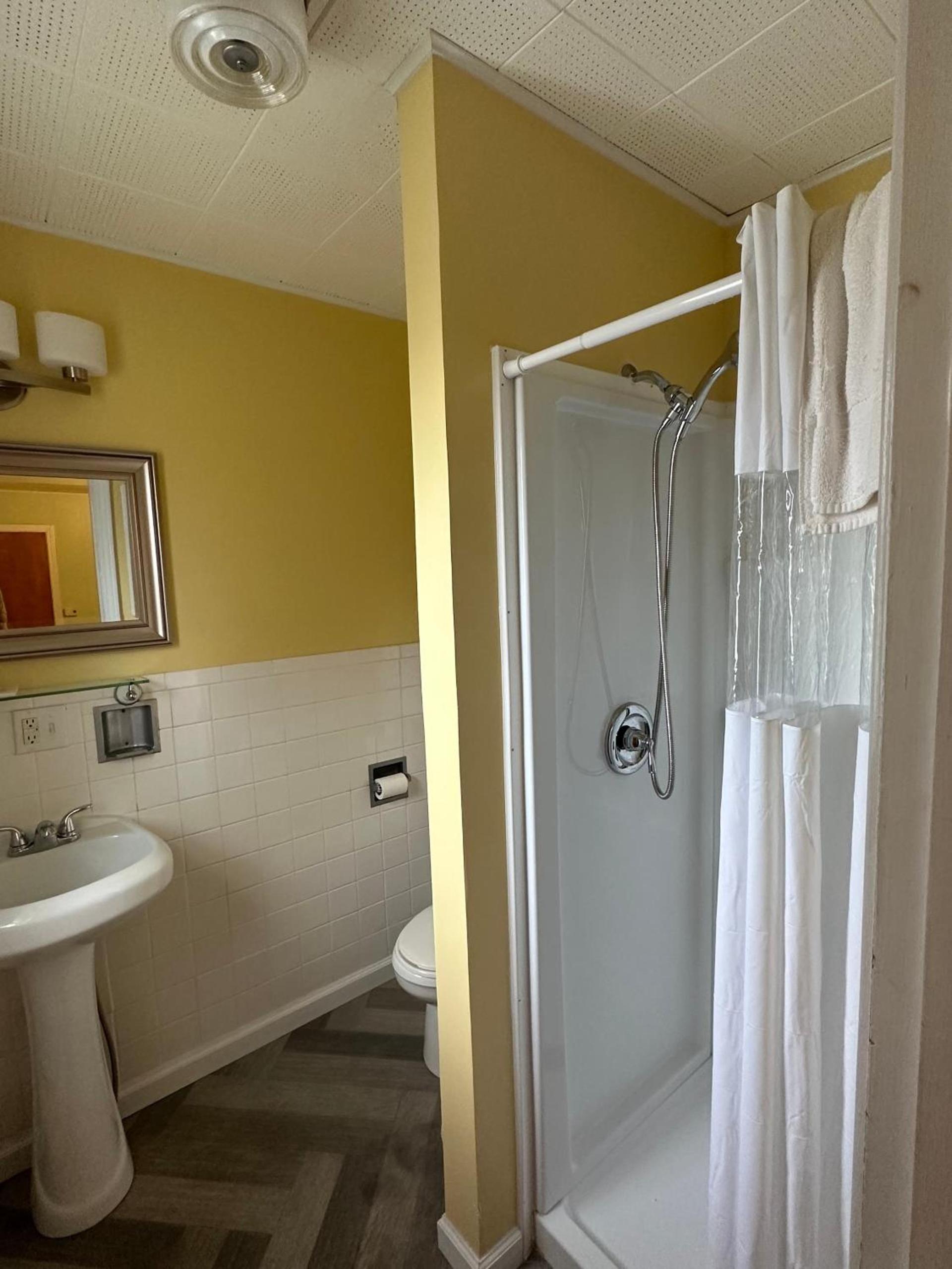 The Colonial Inn & Creamery photo 38