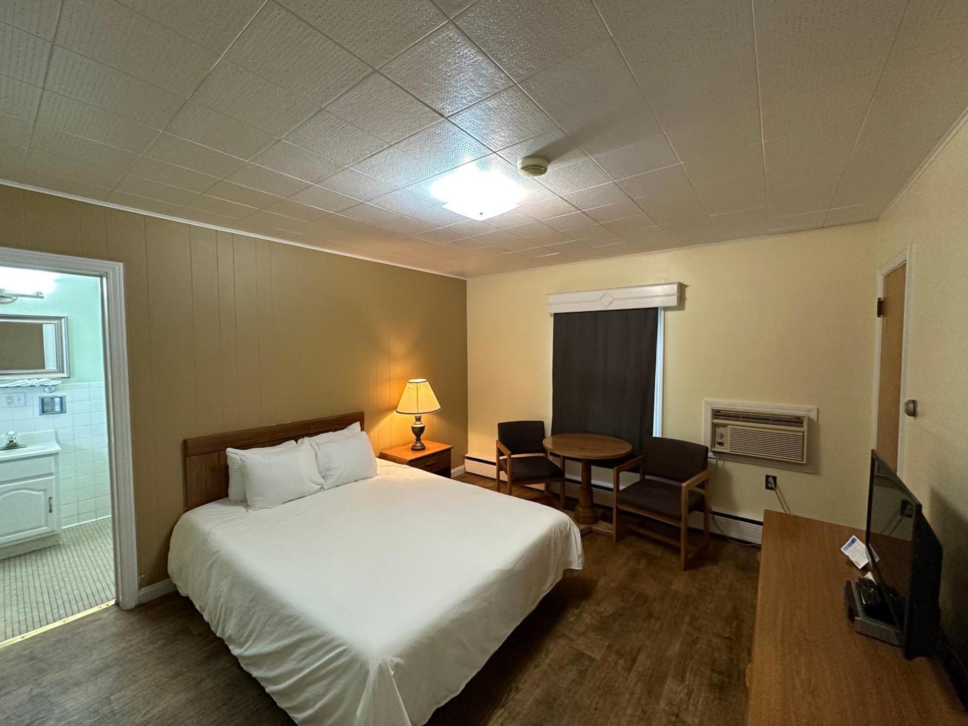 The Colonial Inn & Creamery photo 41