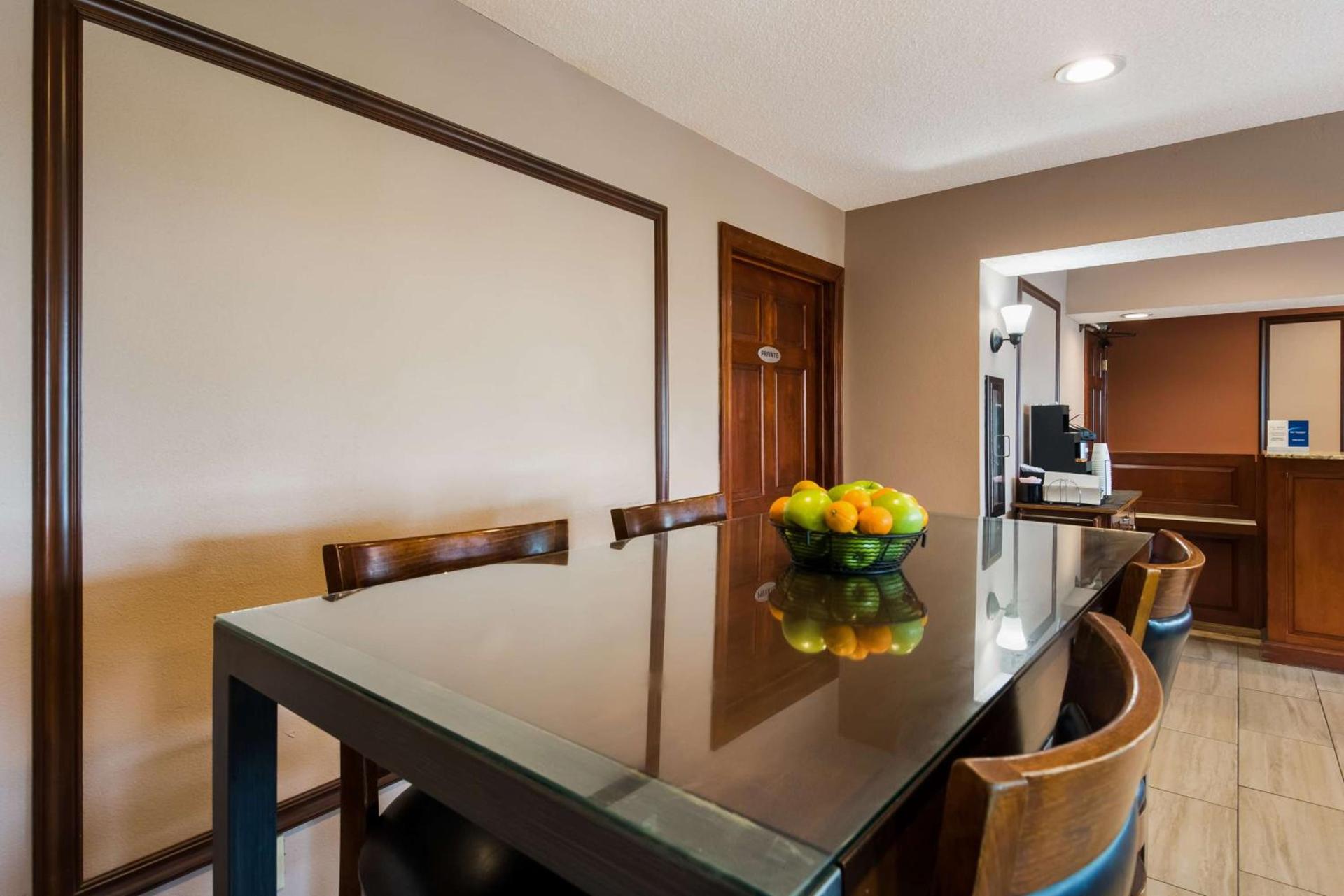 SureStay Plus Hotel by Best Western Jackson photo 8