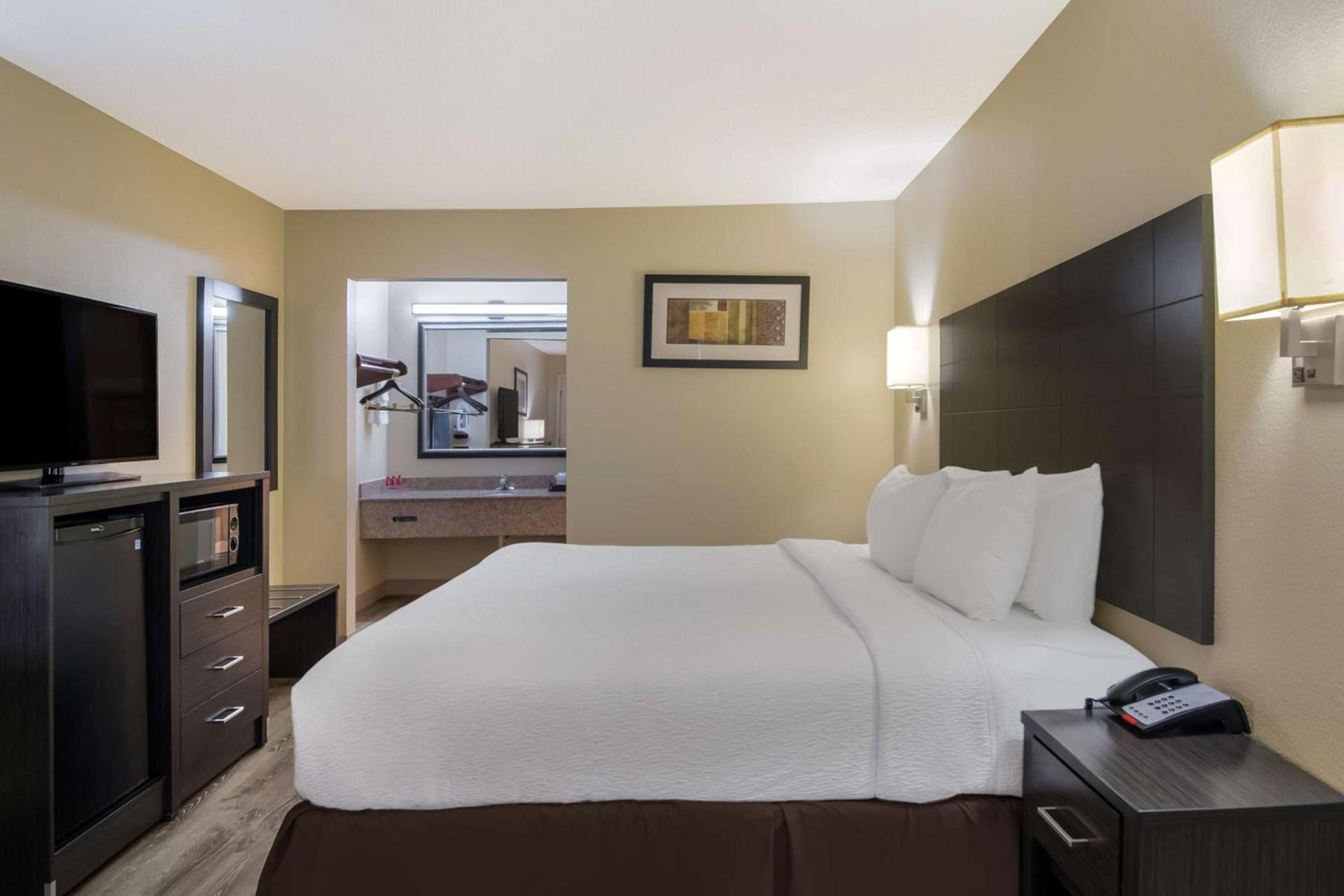 SureStay Plus Hotel by Best Western Jackson photo 15