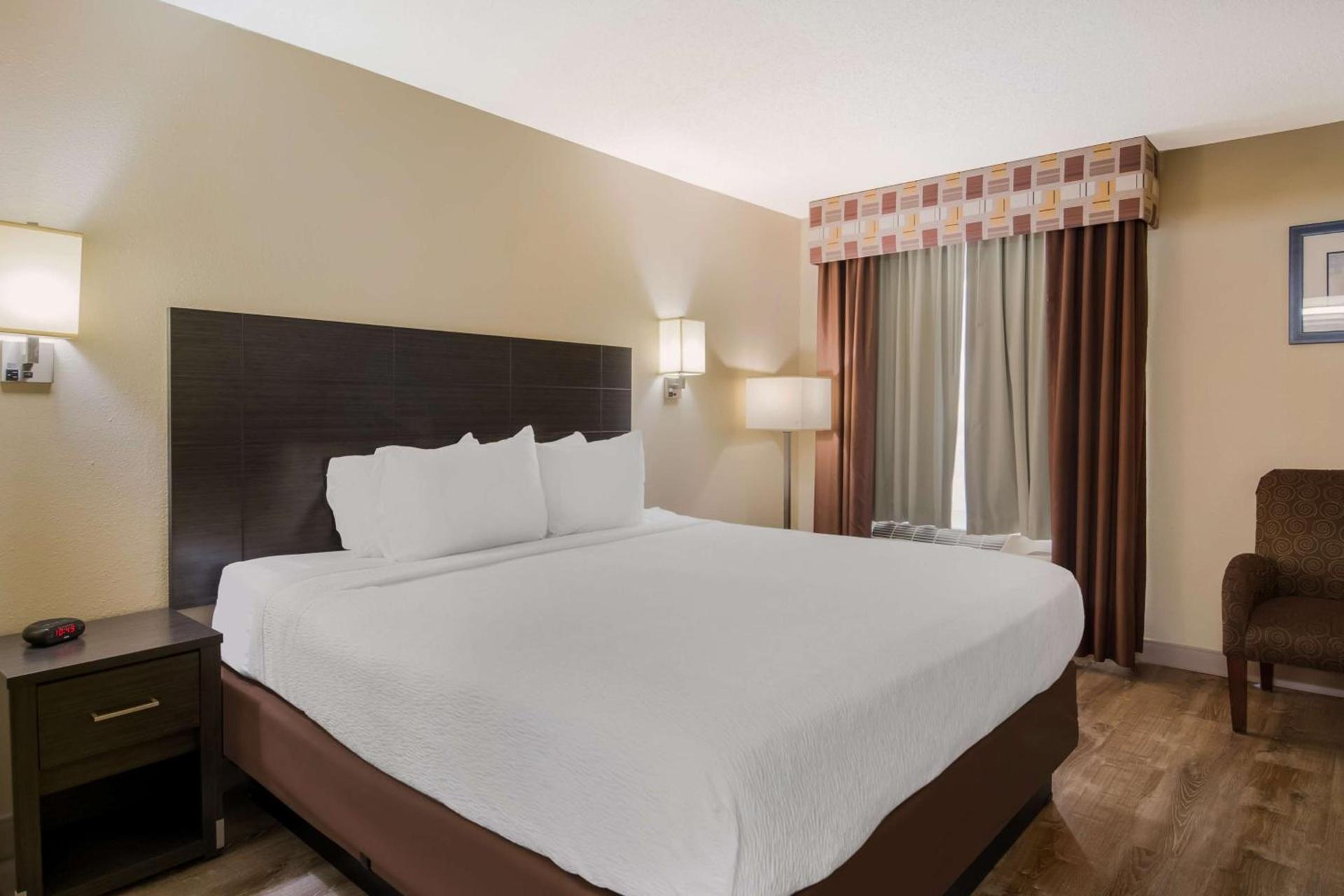 SureStay Plus Hotel by Best Western Jackson photo 3