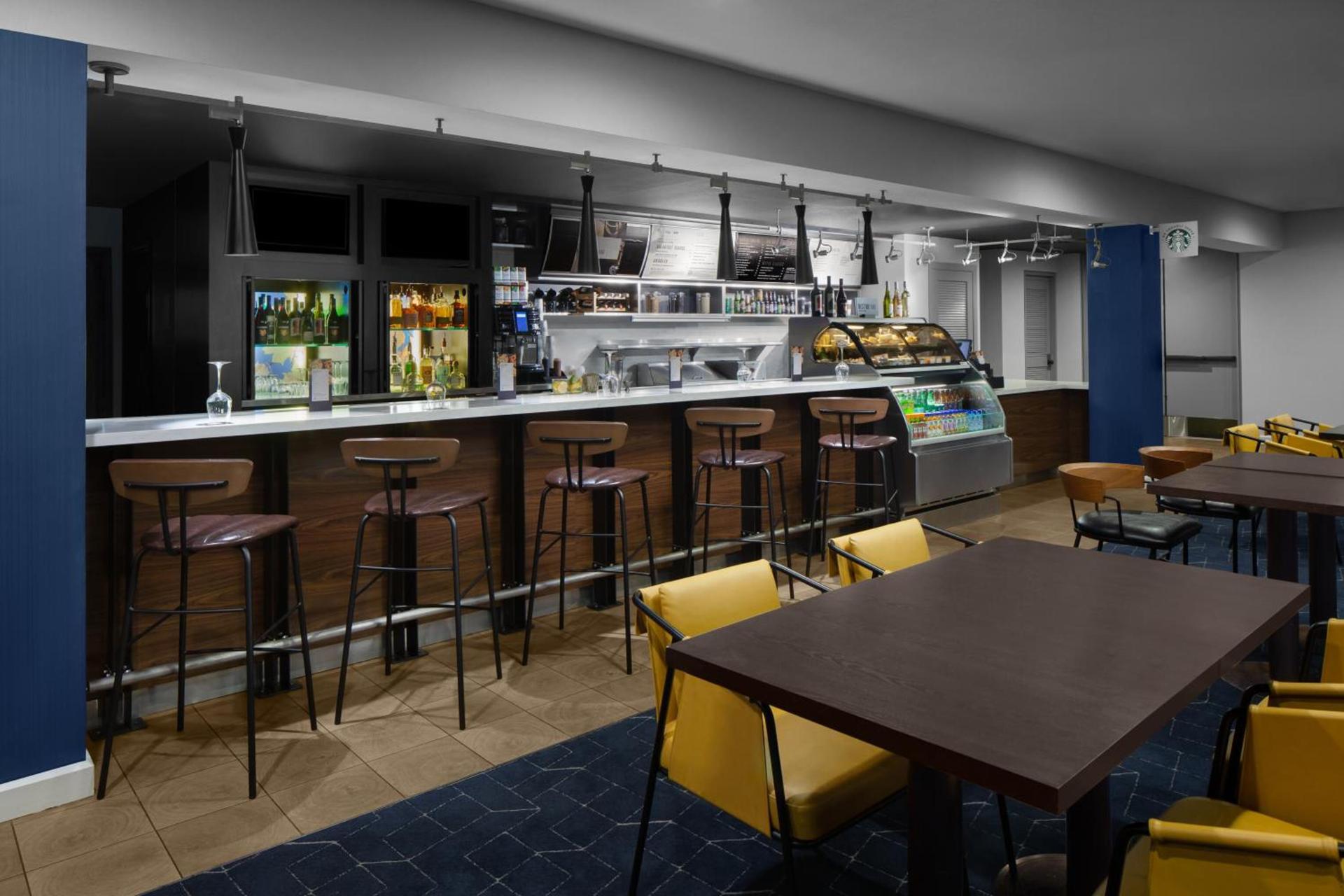 Courtyard by Marriott San Diego Rancho Bernardo photo 12