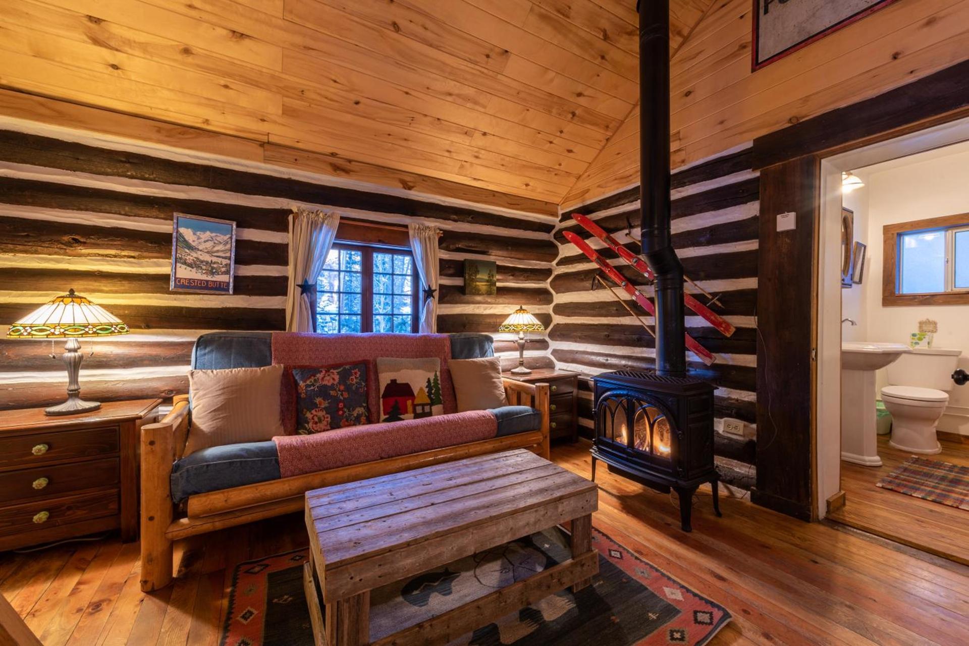 Pioneer Guest Cabins photo 38
