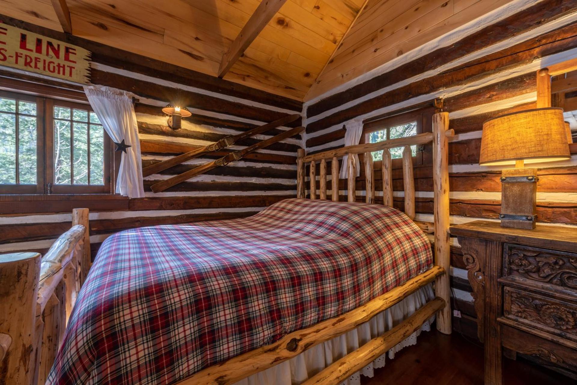 Pioneer Guest Cabins photo 22