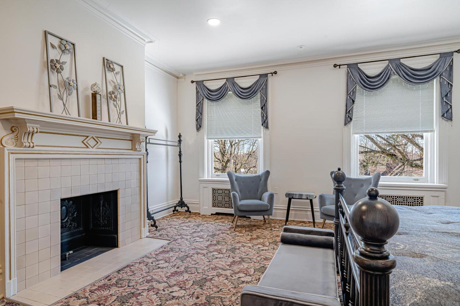 The Grandeur Estate photo 24