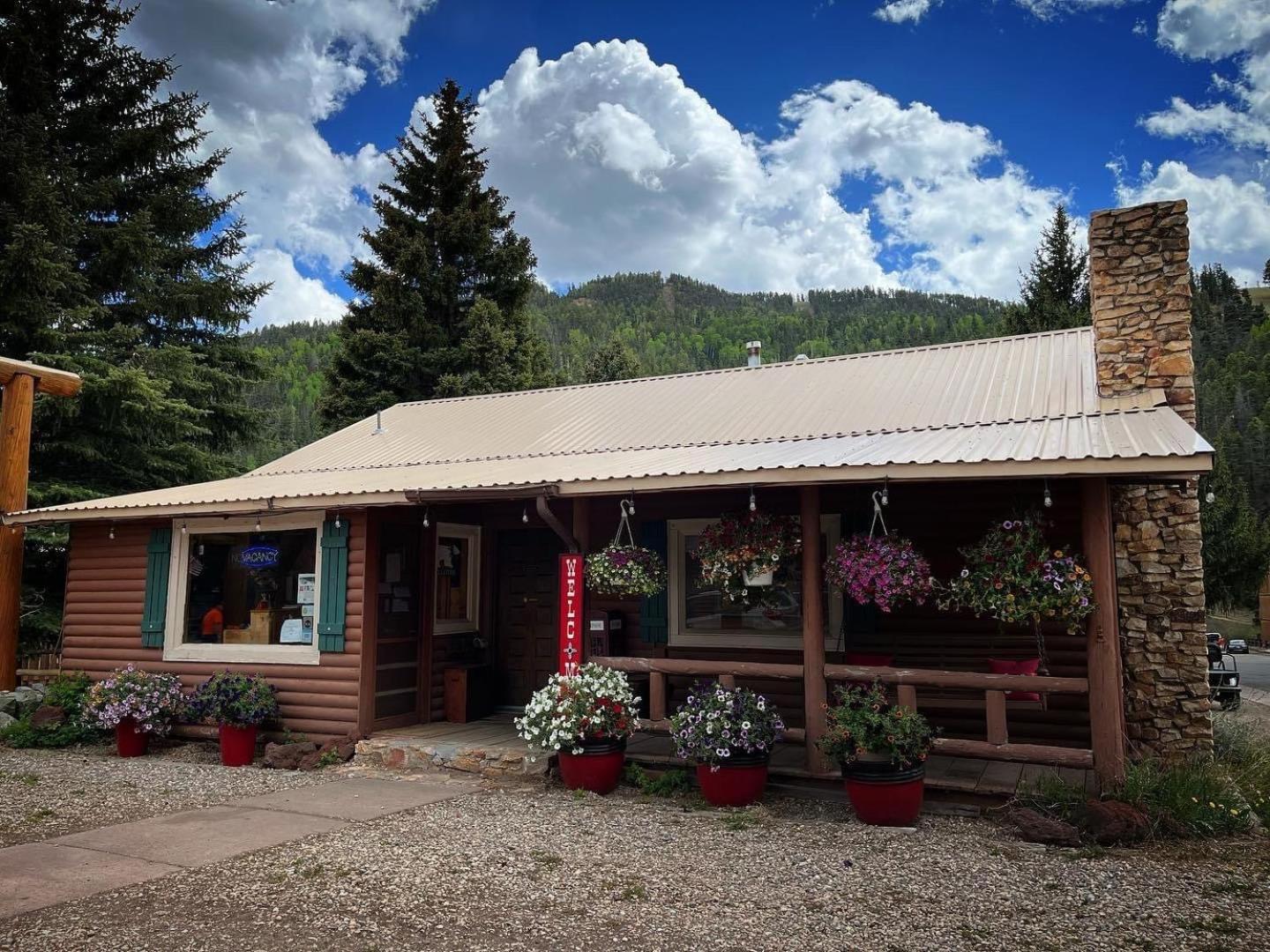 Three Bears Lodge photo 7