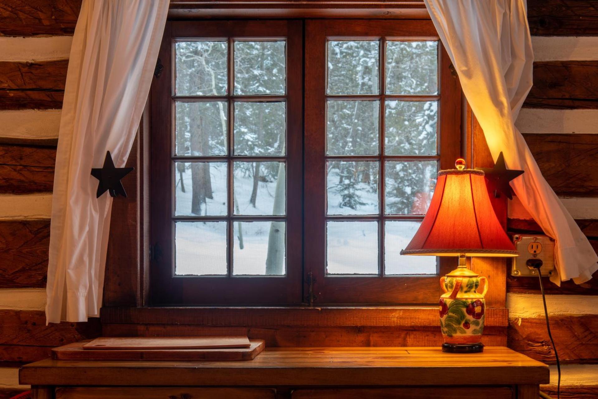 Pioneer Guest Cabins photo 35
