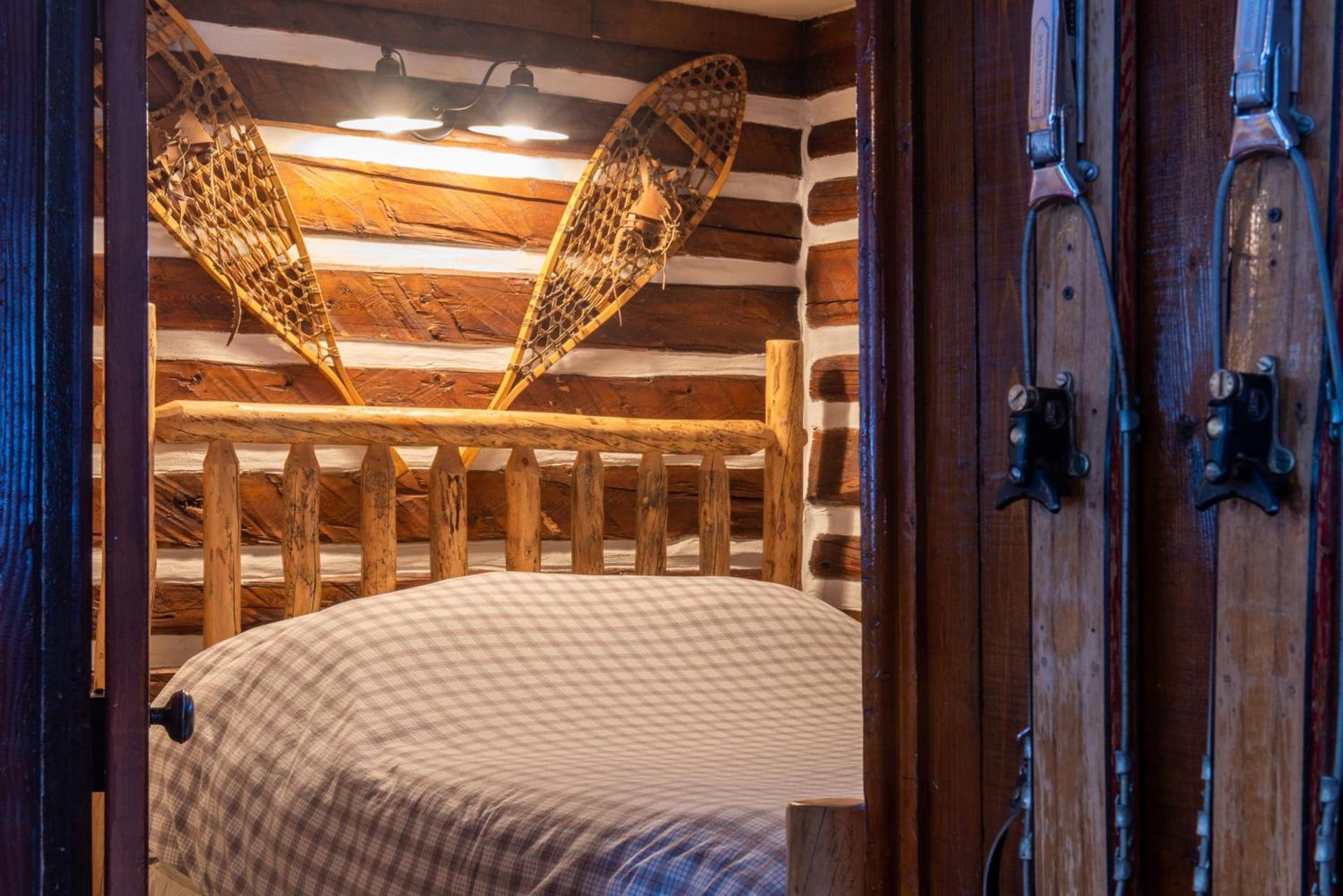 Pioneer Guest Cabins photo 36
