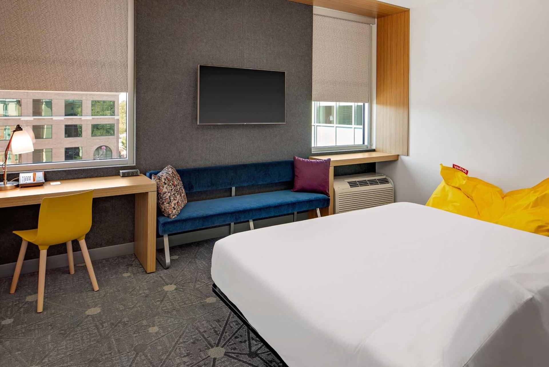 Aloft by Marriott Chapel Hill photo 2
