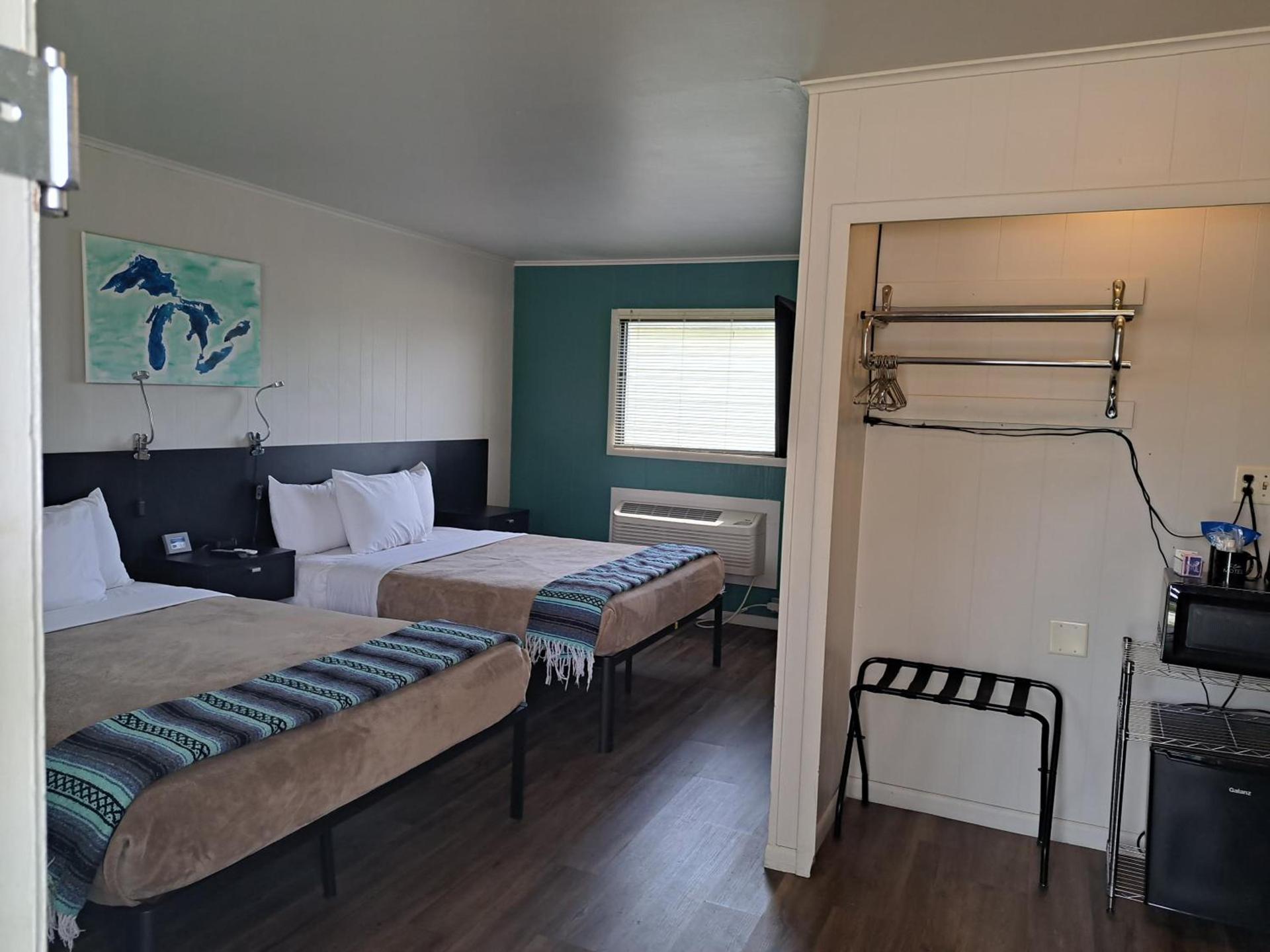 The Cedar Motel photo 2