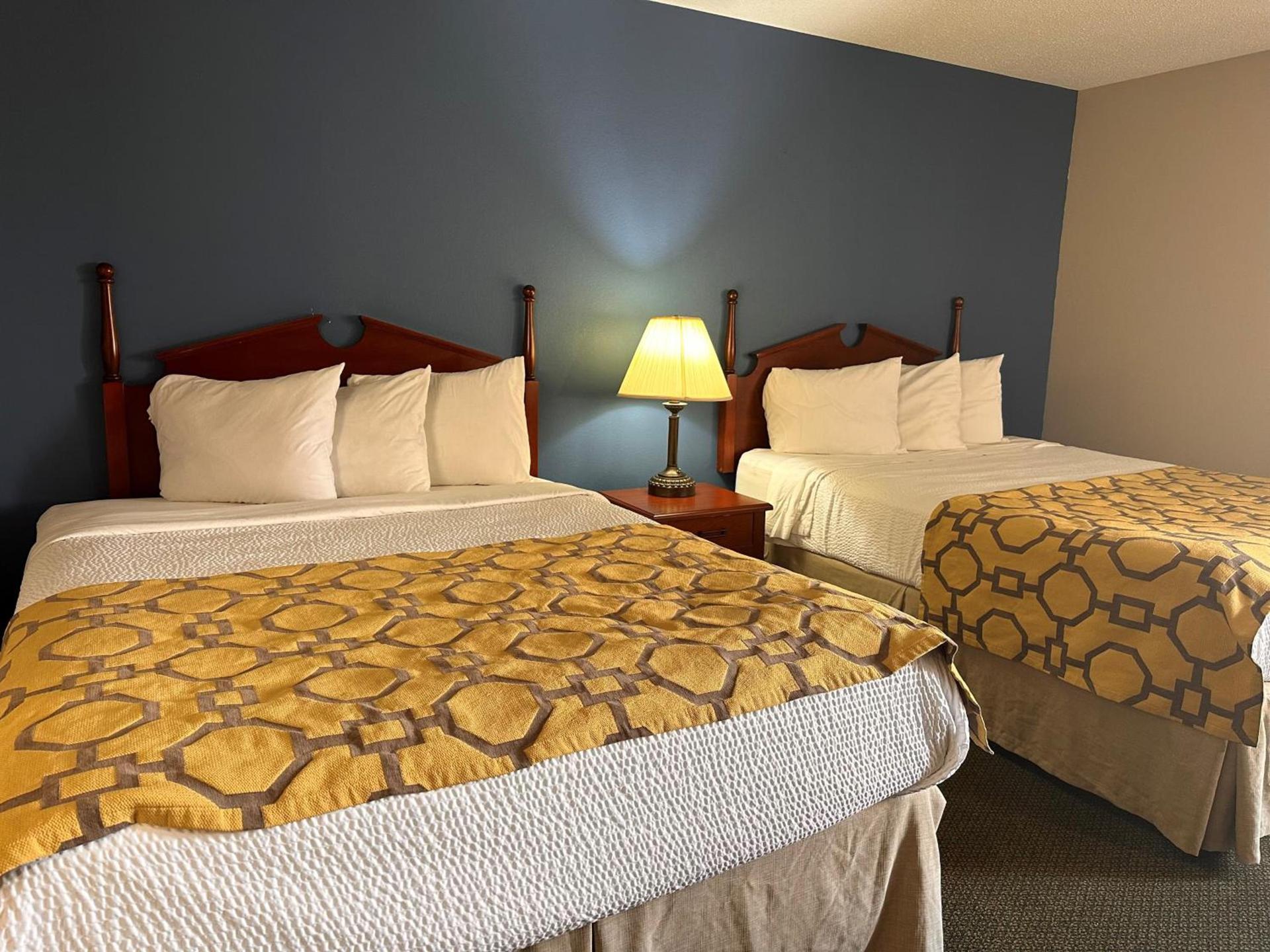 Baymont by Wyndham Corydon photo 11