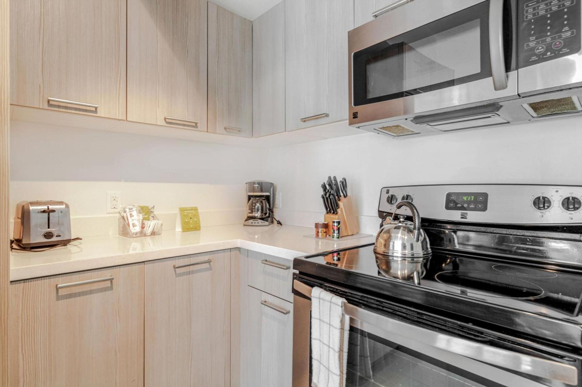 Roami at Habitat Brickell photo 31