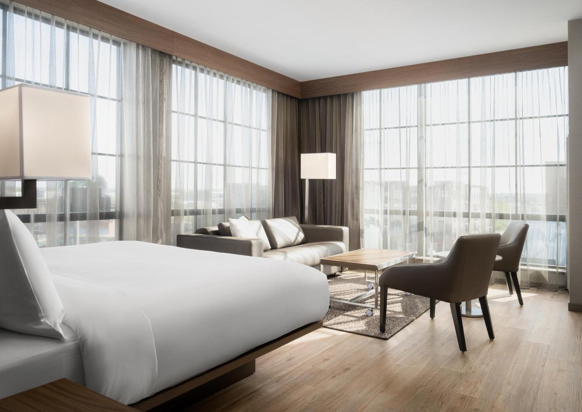 AC Hotel by Marriott Dayton photo 2